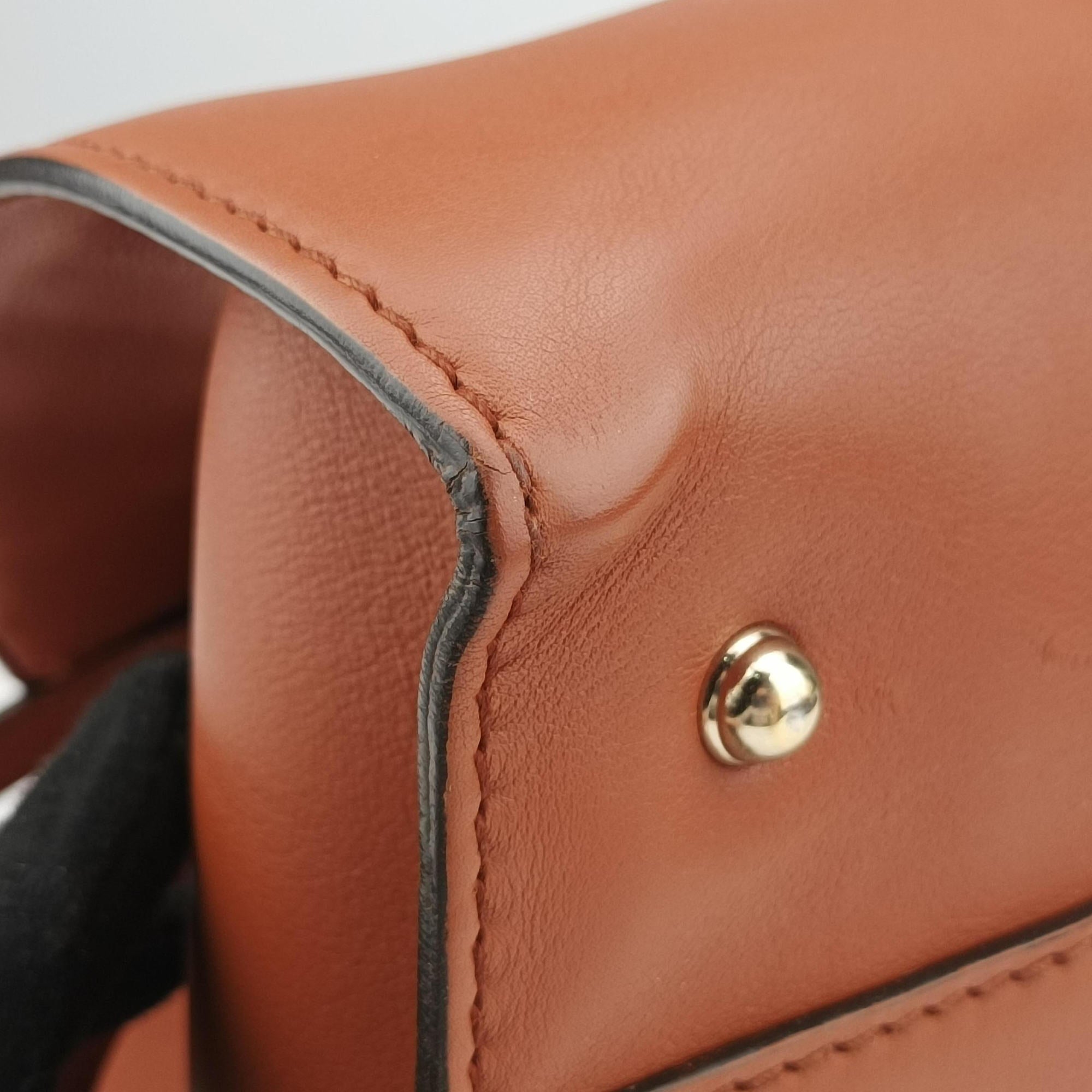 Pre-owned Gucci Stirrup Brown leather 277514 handbag | stylenewstar
