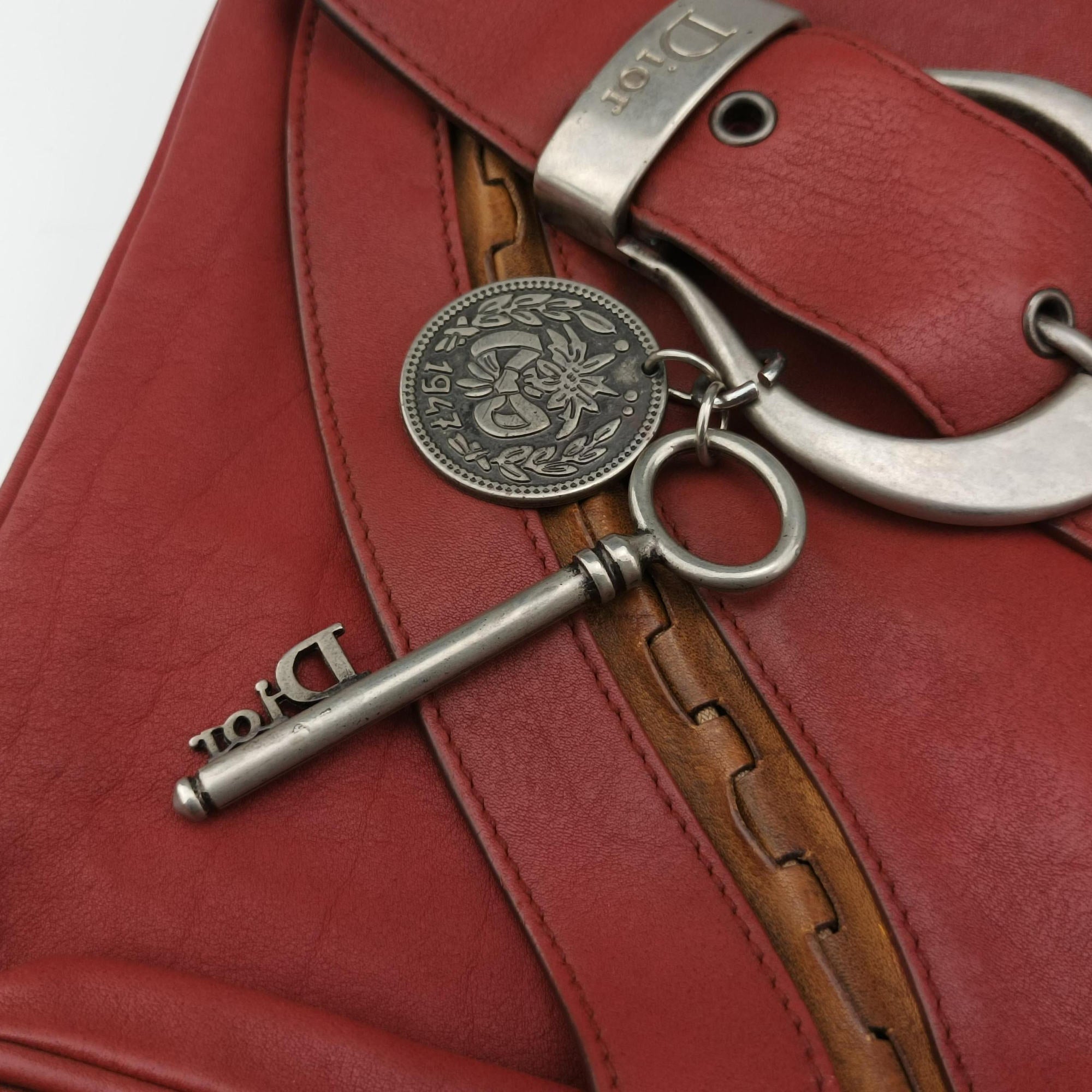 Pre-owned Christian Dior Gaucho Red Leather  handbag | stylenewstar