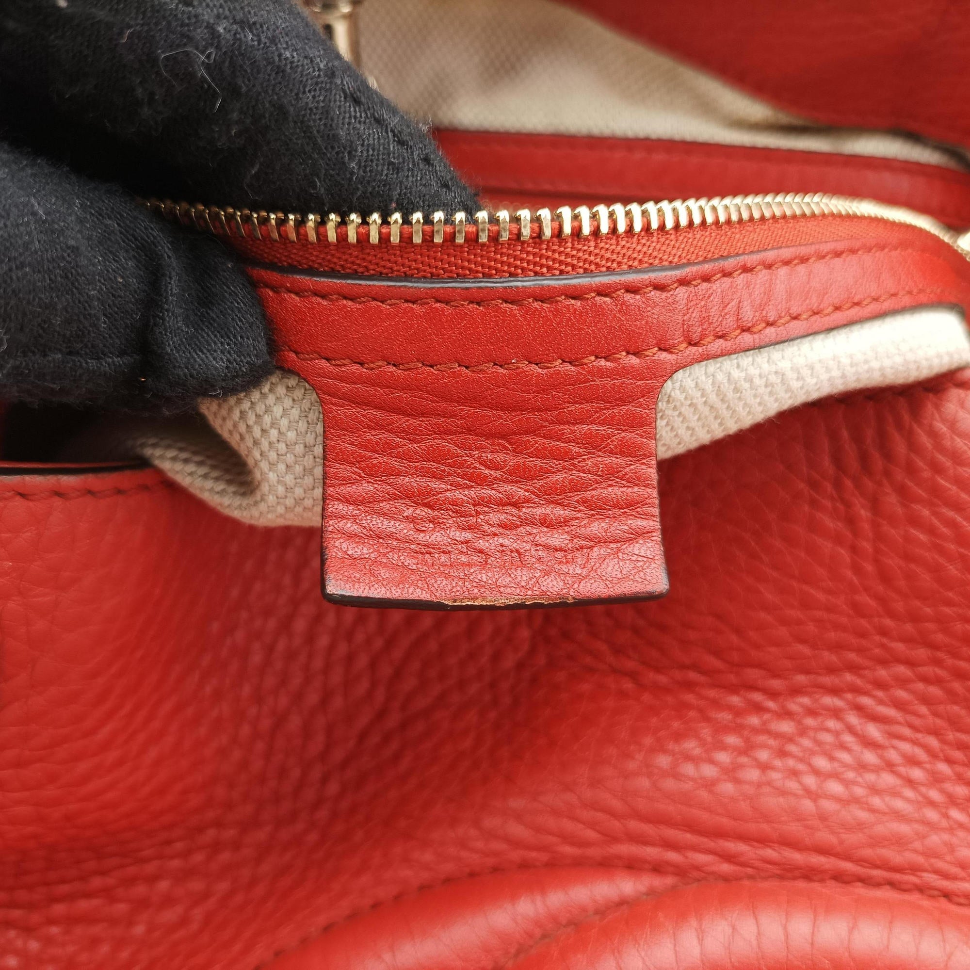 Pre-owned Gucci Soho Orange Leather 308982 shoulderbag | stylenewstar