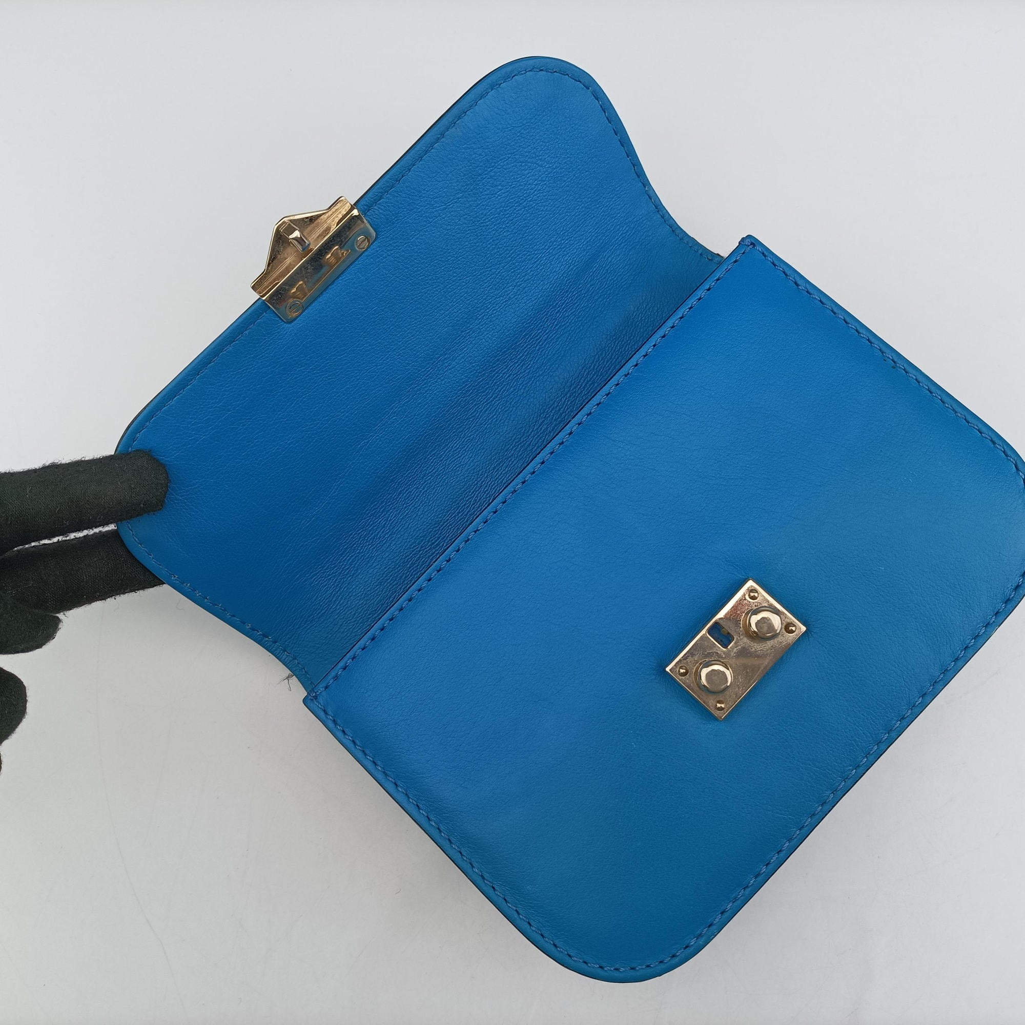 Pre-owned Valentino Rockstud Glam Lock Blue Leather  shoulderbag | stylenewstar