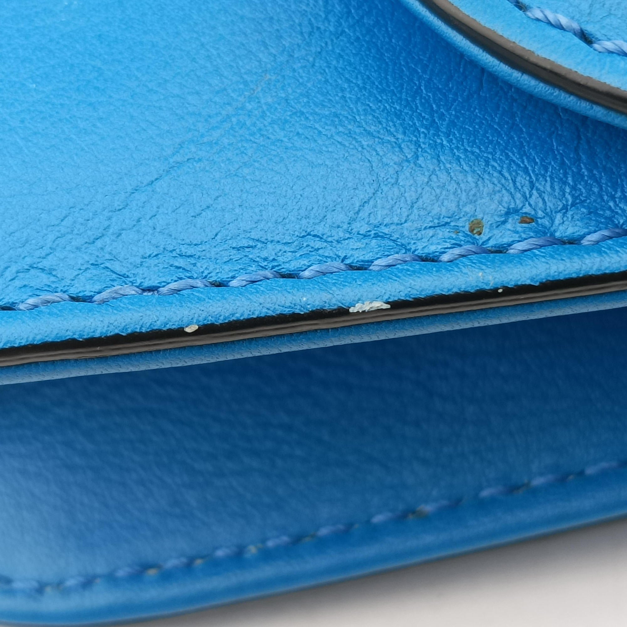 Pre-owned Valentino Rockstud Glam Lock Blue Leather  shoulderbag | stylenewstar