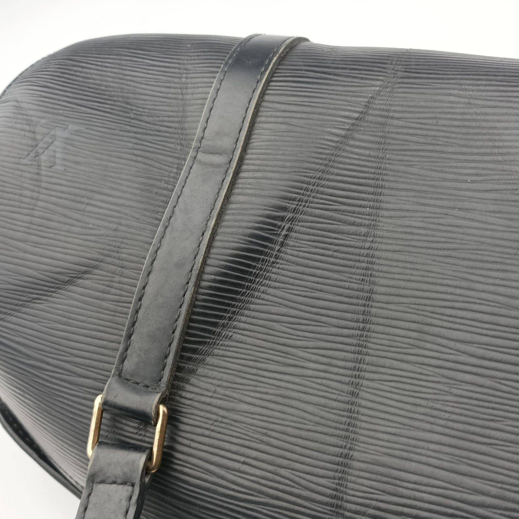 Secondhand Louis Vuitton Soufflot Black Epi MI0956 handbag | stylenewstar