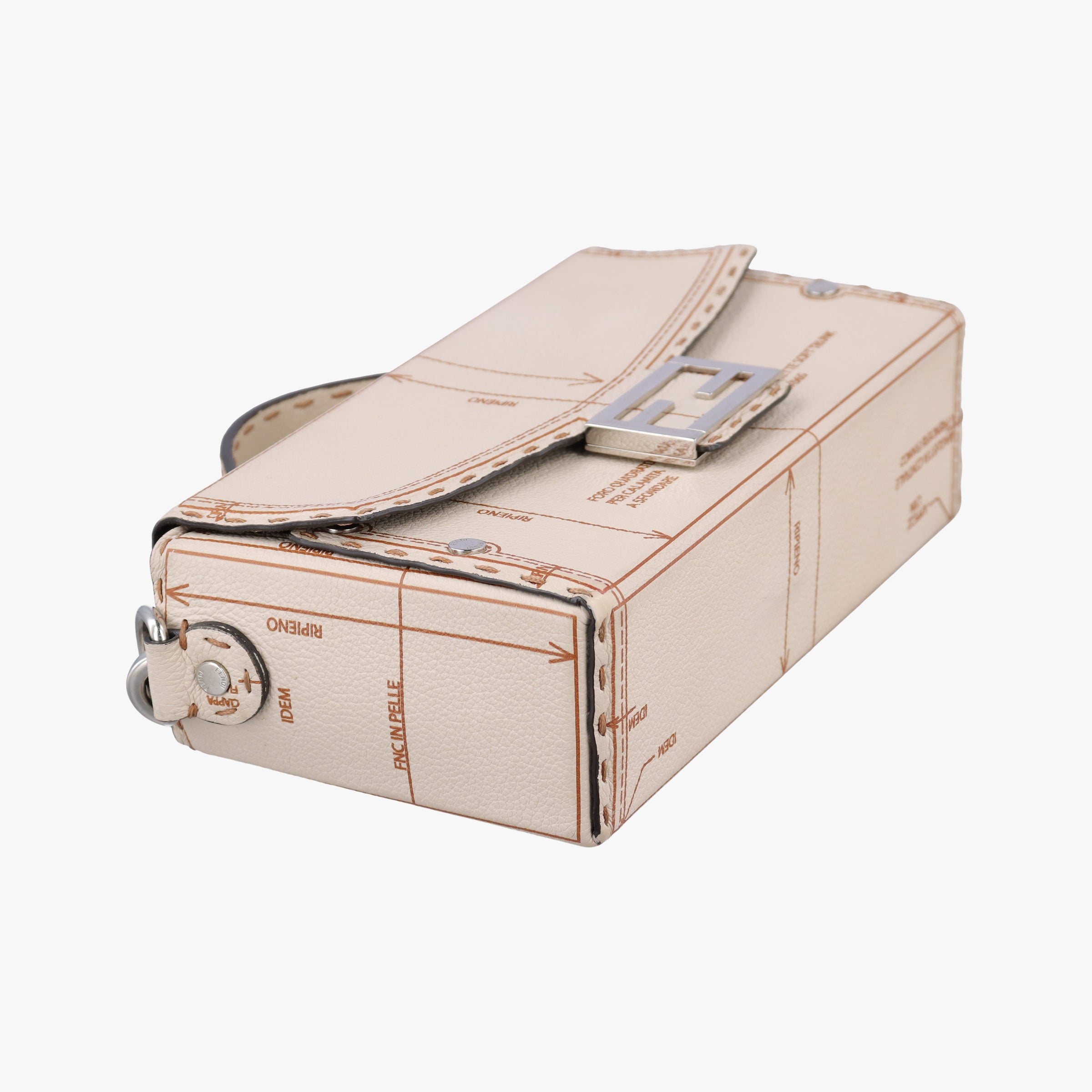 Vintage Fendi Soft Trunk Beige Leather 7VA565 shoulderbag | stylenewstar