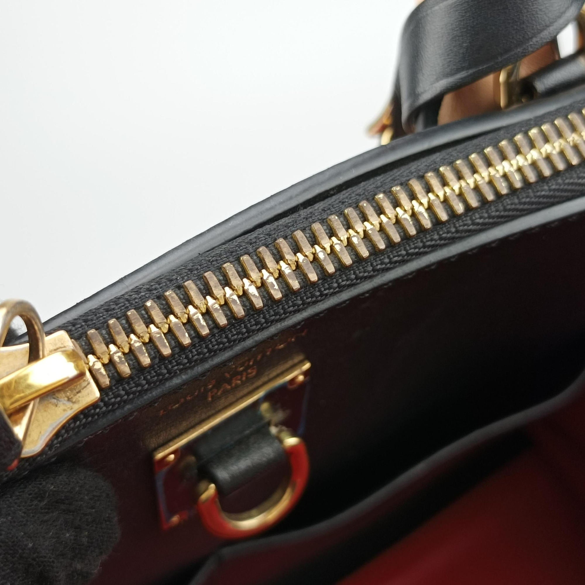 Pre-owned Louis Vuitton City Steamer MM Ruby×Noir Leather M42594 shoulderbag | stylenewstar