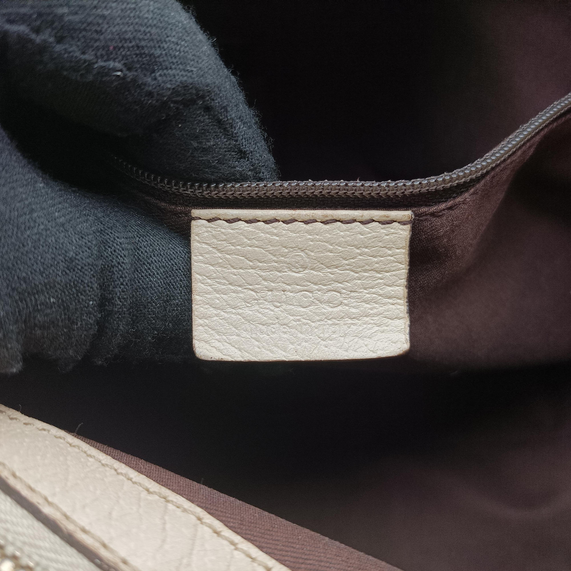 Pre-owned Gucci GG Abbey Beige×White CanvasxLeather 170004 shoulderbag | stylenewstar