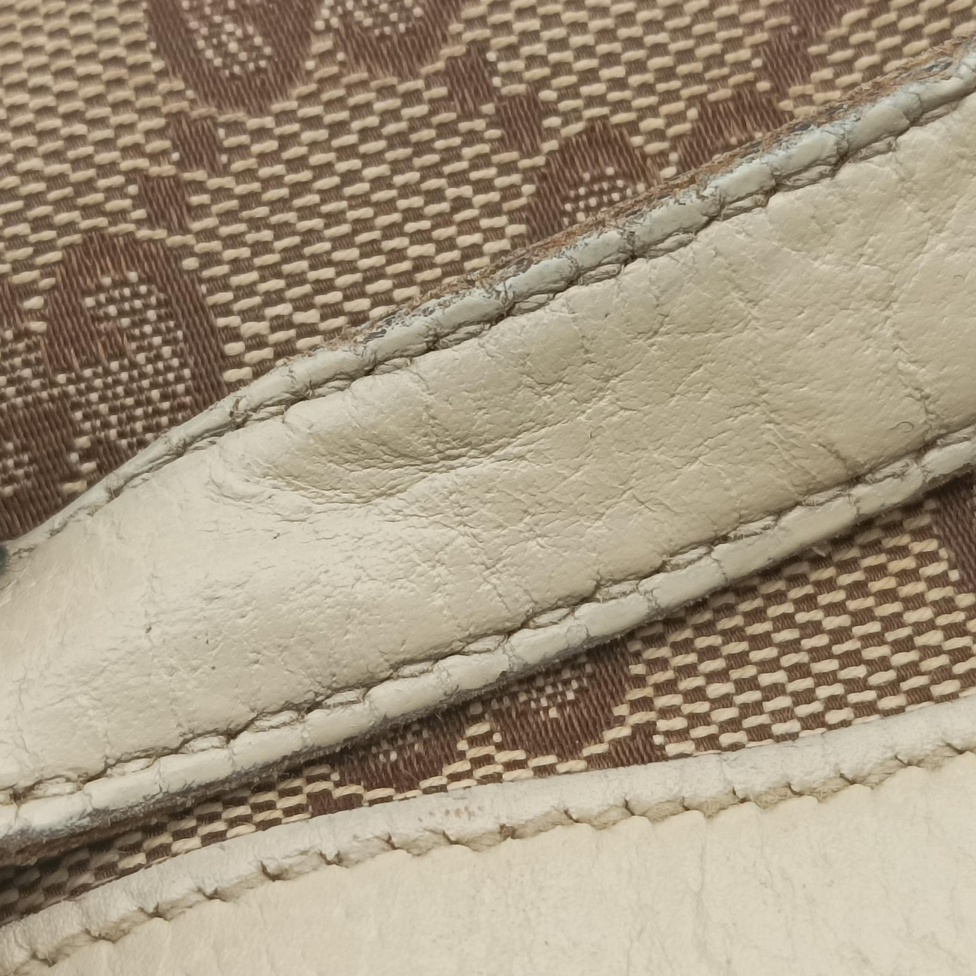 Pre-owned Gucci GG Abbey Beige×White CanvasxLeather 170004 shoulderbag | stylenewstar