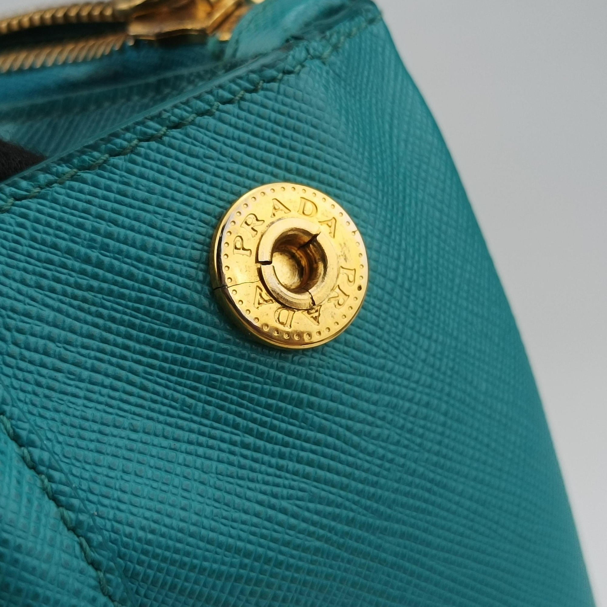 Secondhand Prada Galleria Blue×Light blue SAFFIANO Leather B2274C shoulderbag | stylenewstar