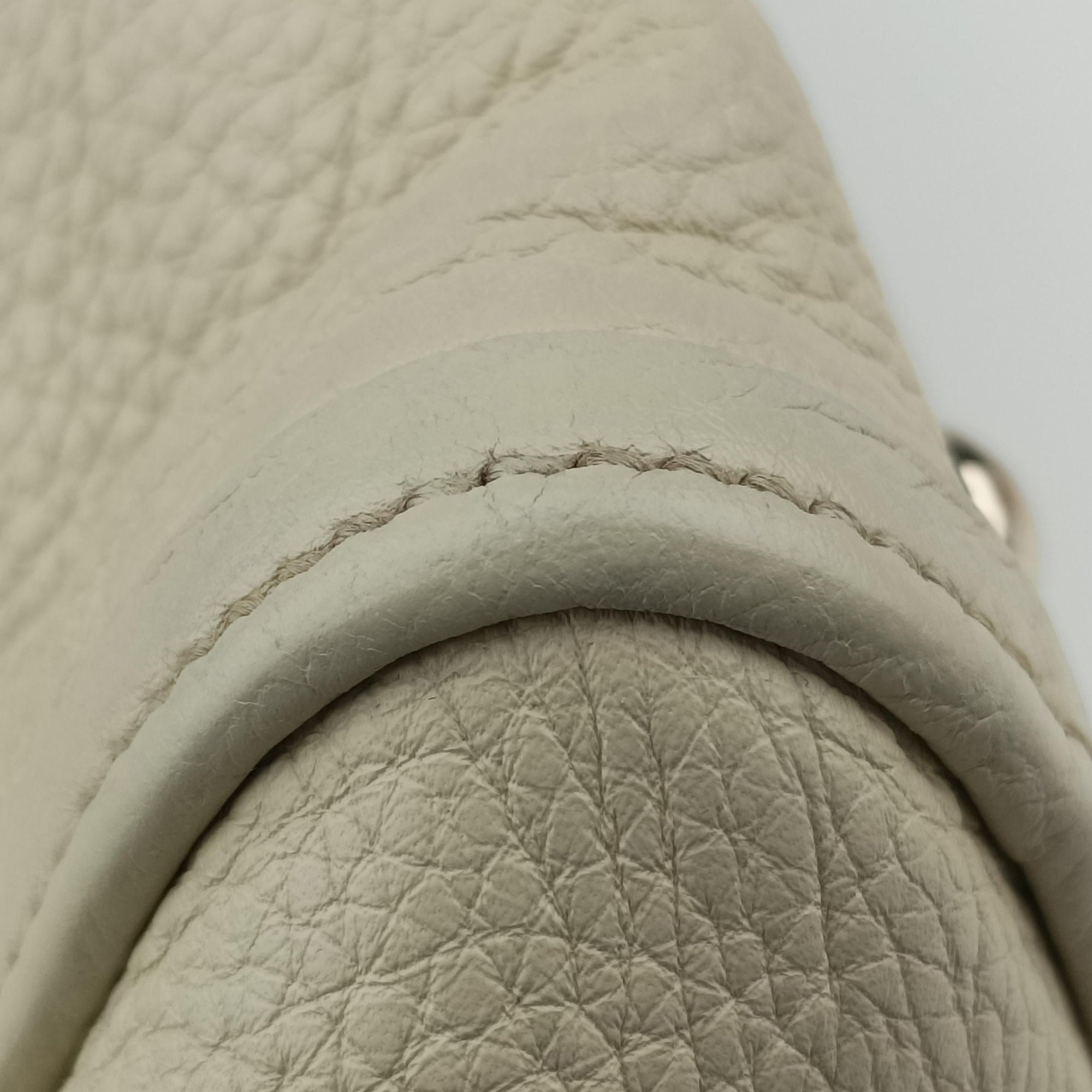 Pre-owned Gucci Soho White Leather 336751 shoulderbag | stylenewstar