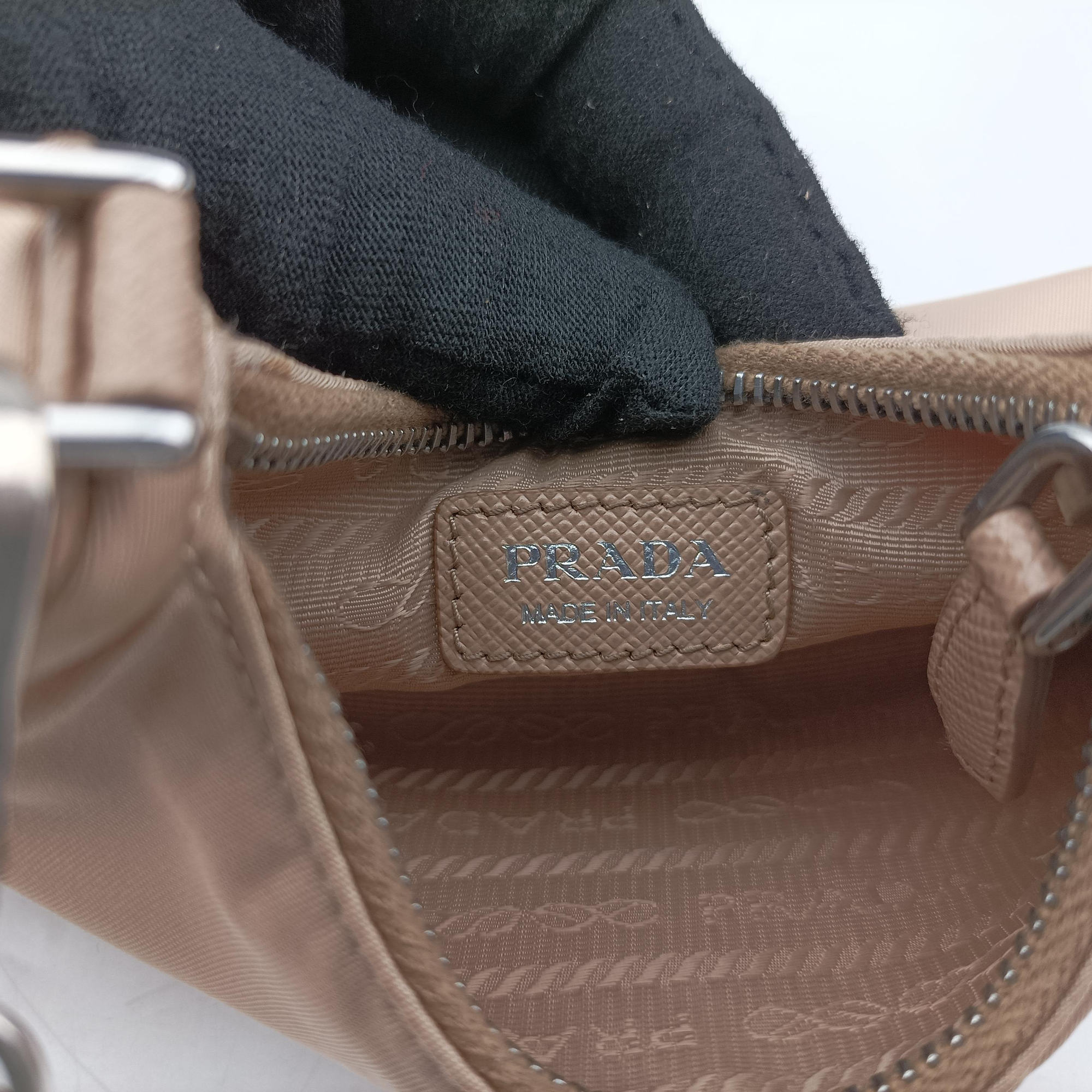 Vintage Prada Re-Edition Nylon Mini Beige nylon 1TT122 shoulderbag | stylenewstar