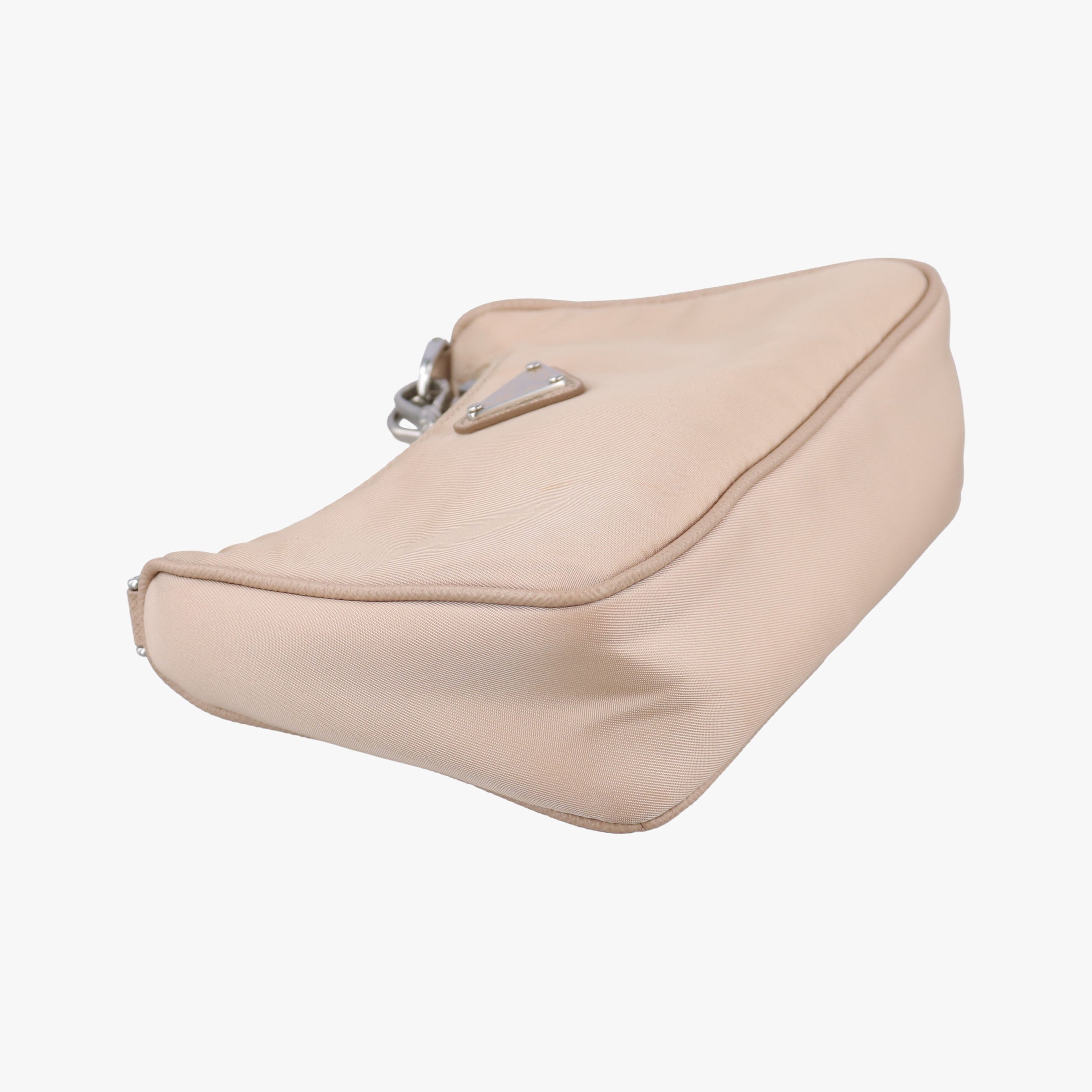Vintage Prada Re-Edition Nylon Mini Beige nylon 1TT122 shoulderbag | stylenewstar