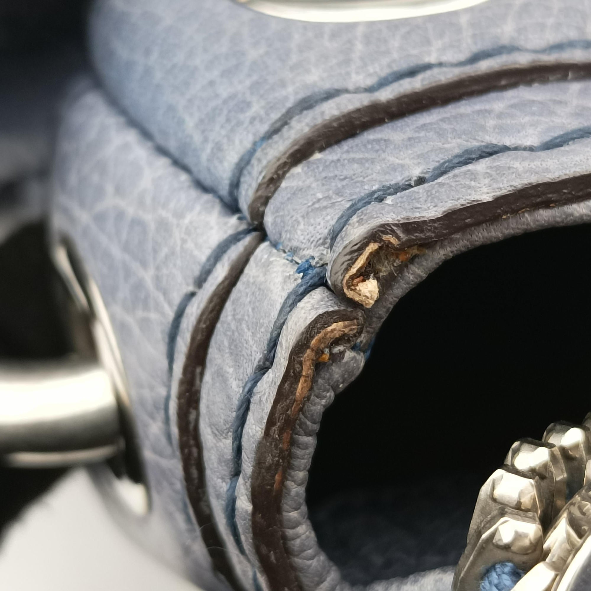 Pre-owned Gucci Medium Bamboo Blue Leather 232959 handbag | stylenewstar