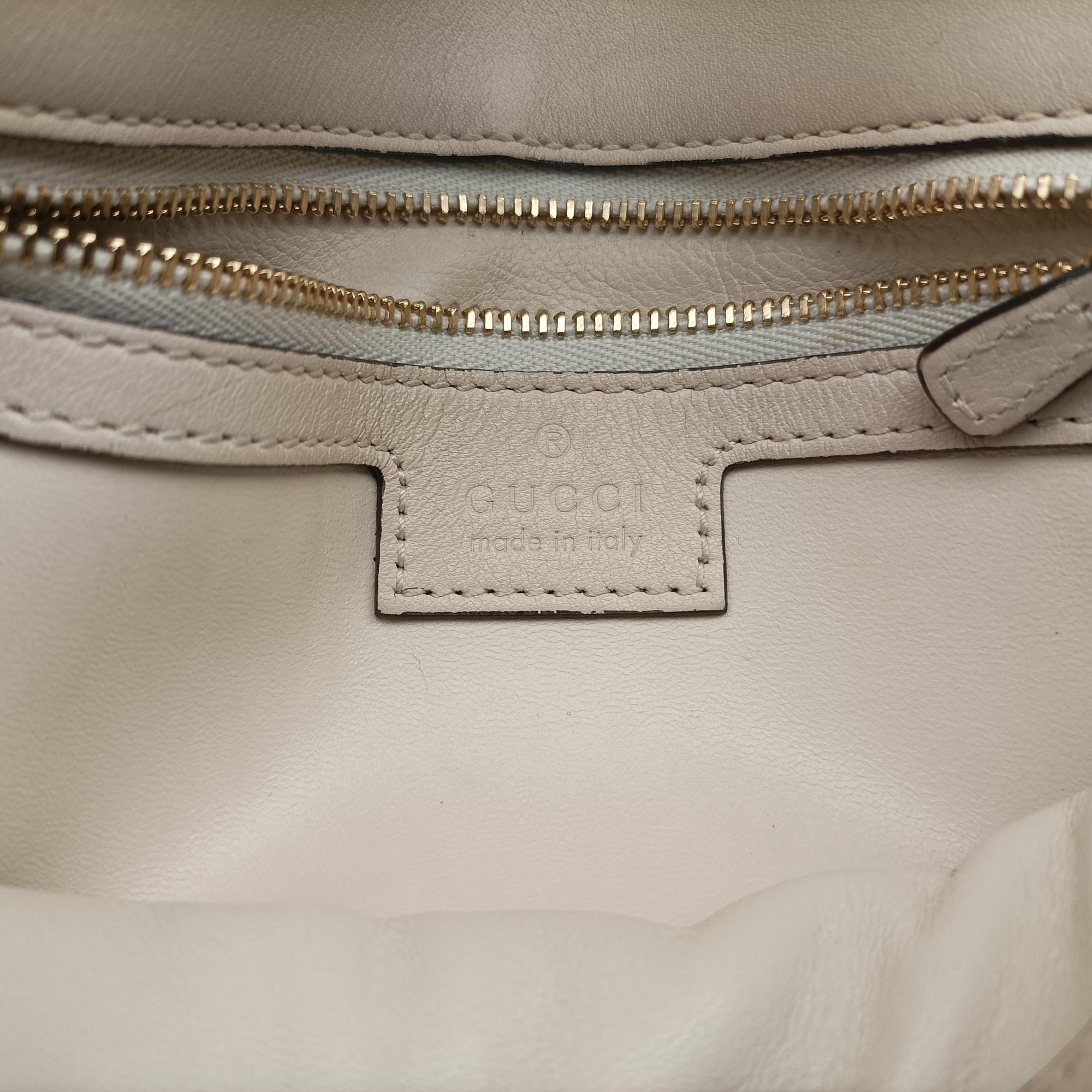 Vintage Gucci Blondie Chain White Leather 699268 shoulderbag | stylenewstar