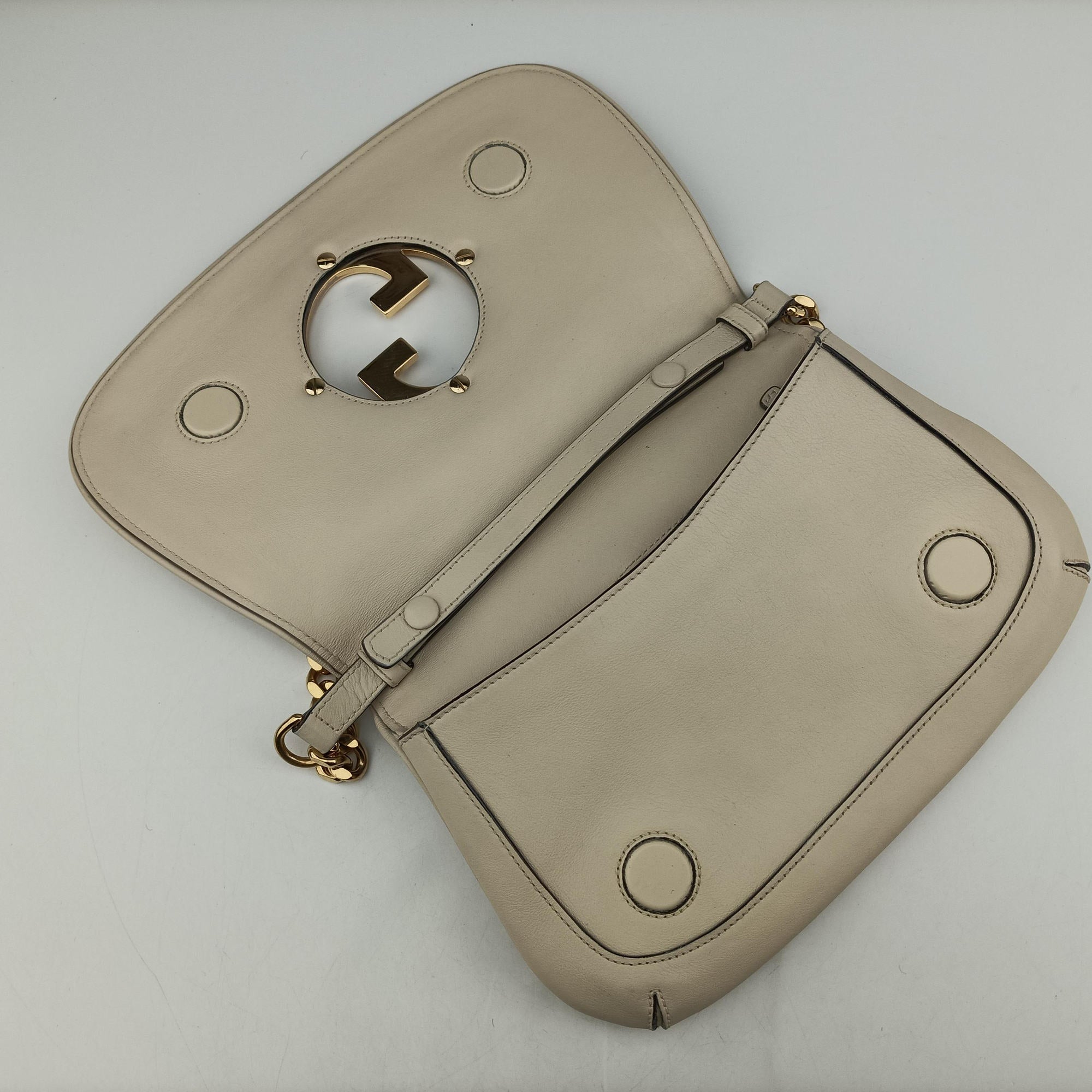 Vintage Gucci Blondie Chain White Leather 699268 shoulderbag | stylenewstar