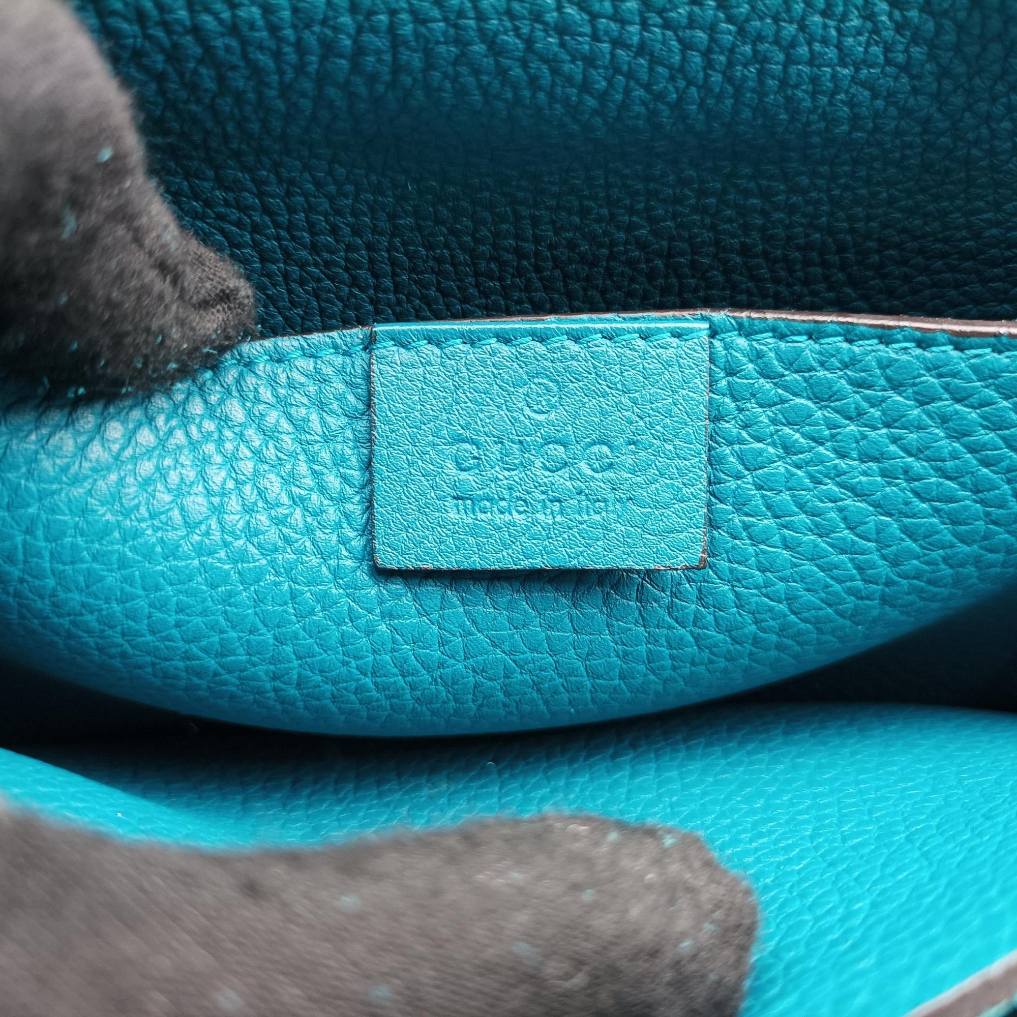 Pre-owned Gucci Bright Bit Blue Leather 353231 shoulderbag | stylenewstar