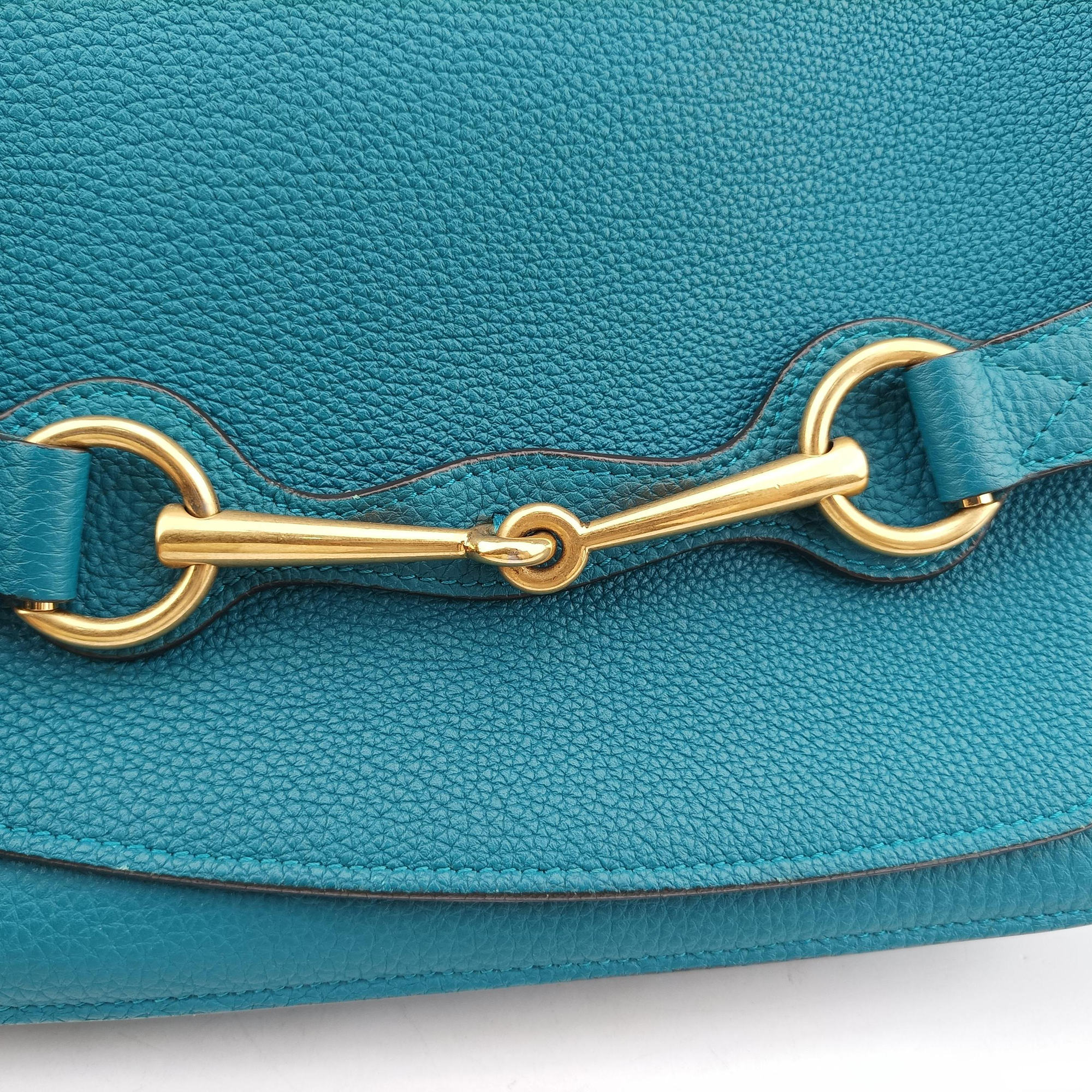 Pre-owned Gucci Bright Bit Blue Leather 353231 shoulderbag | stylenewstar