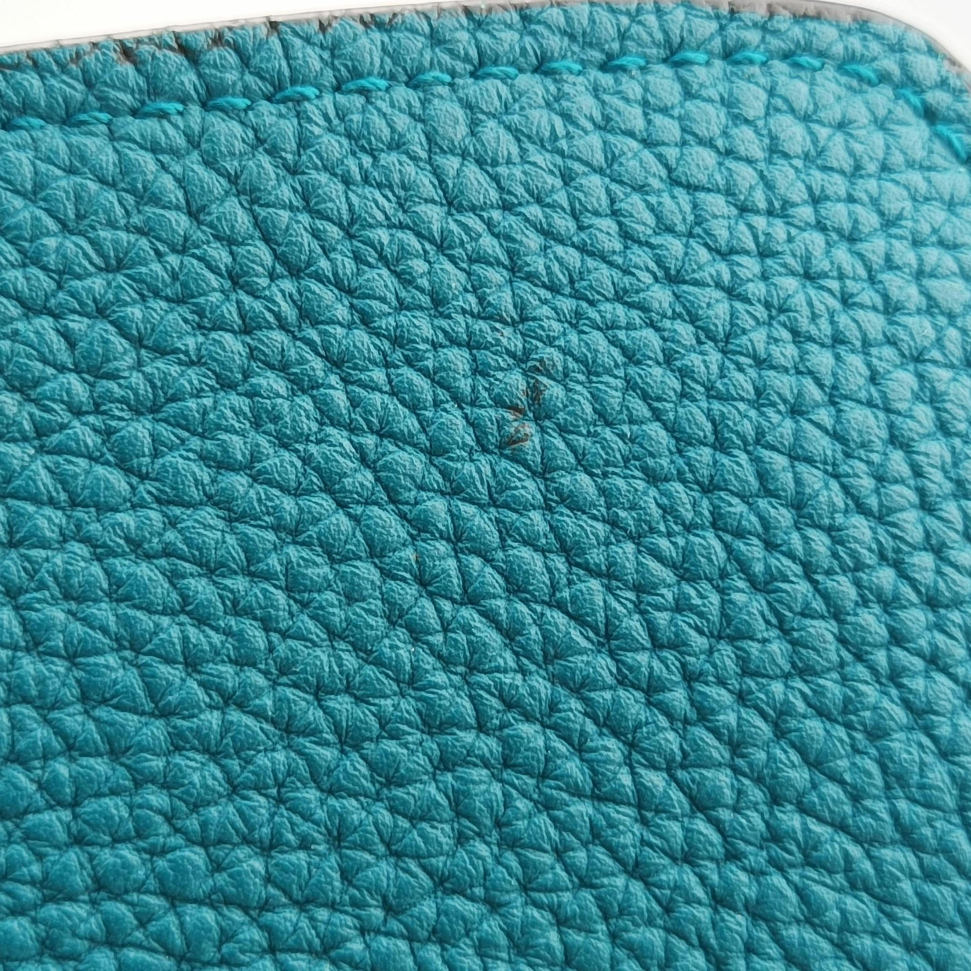 Pre-owned Gucci Bright Bit Blue Leather 353231 shoulderbag | stylenewstar