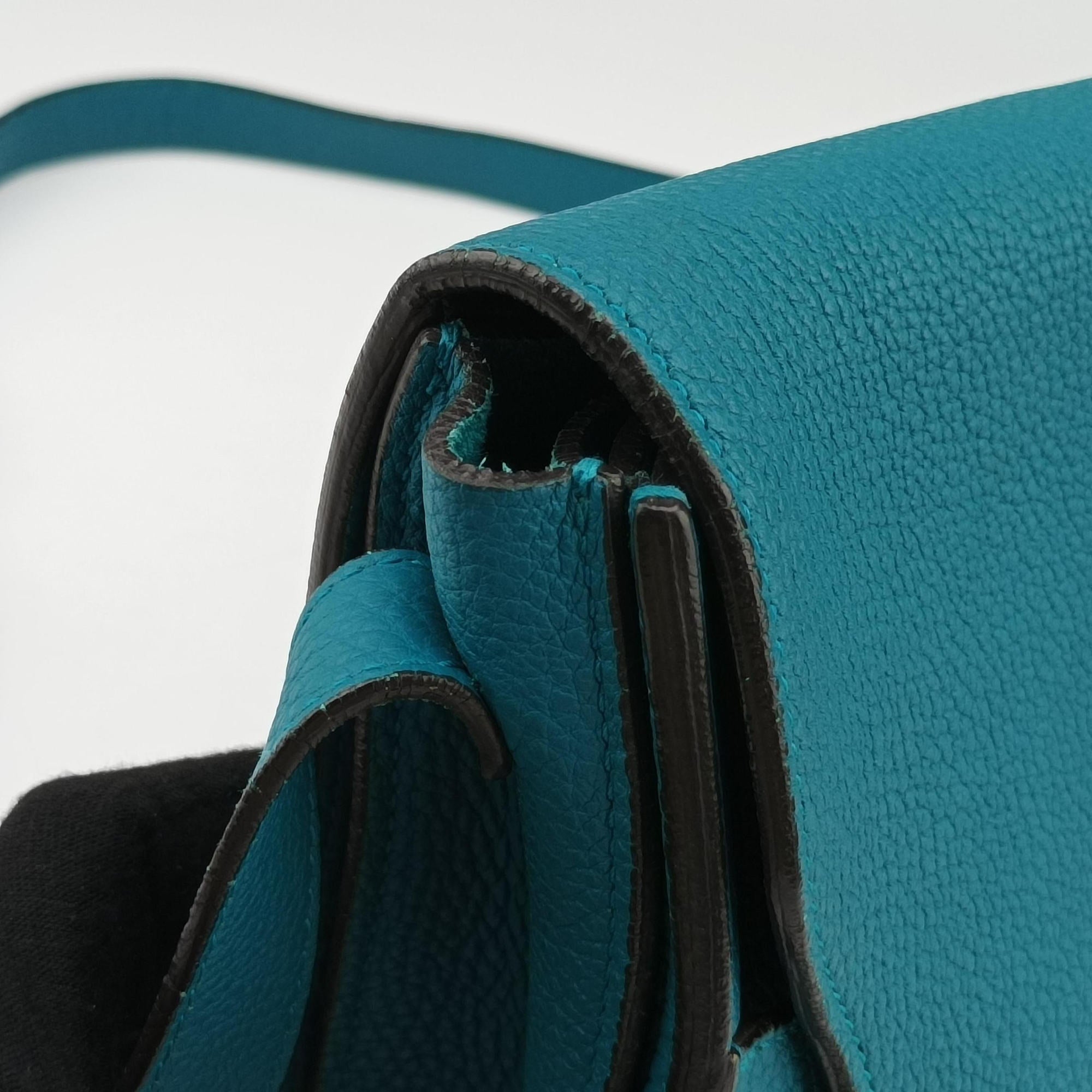 Pre-owned Gucci Bright Bit Blue Leather 353231 shoulderbag | stylenewstar