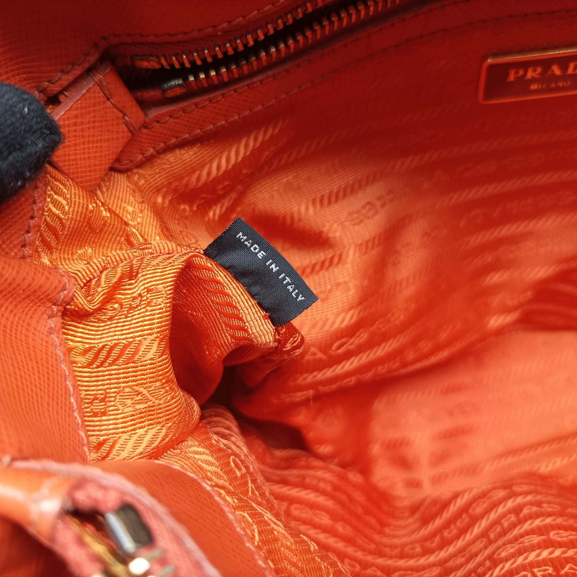 Pre-owned Prada Galleria Orange SAFFIANO Leather BN1844 shoulderbag | stylenewstar