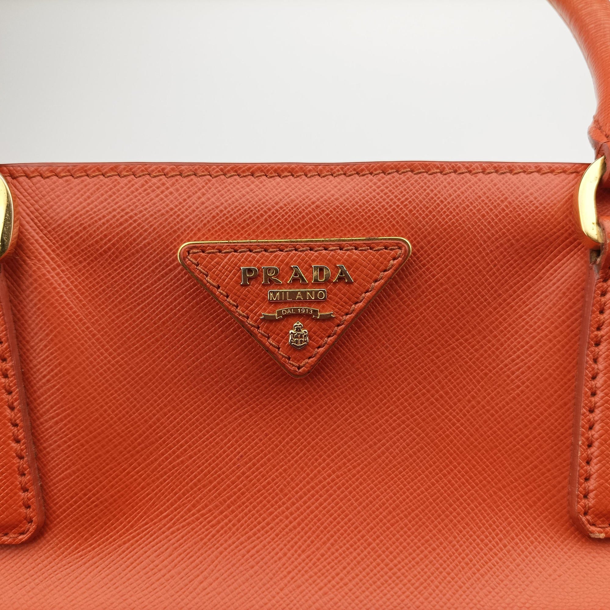 Pre-owned Prada Galleria Orange SAFFIANO Leather BN1844 shoulderbag | stylenewstar