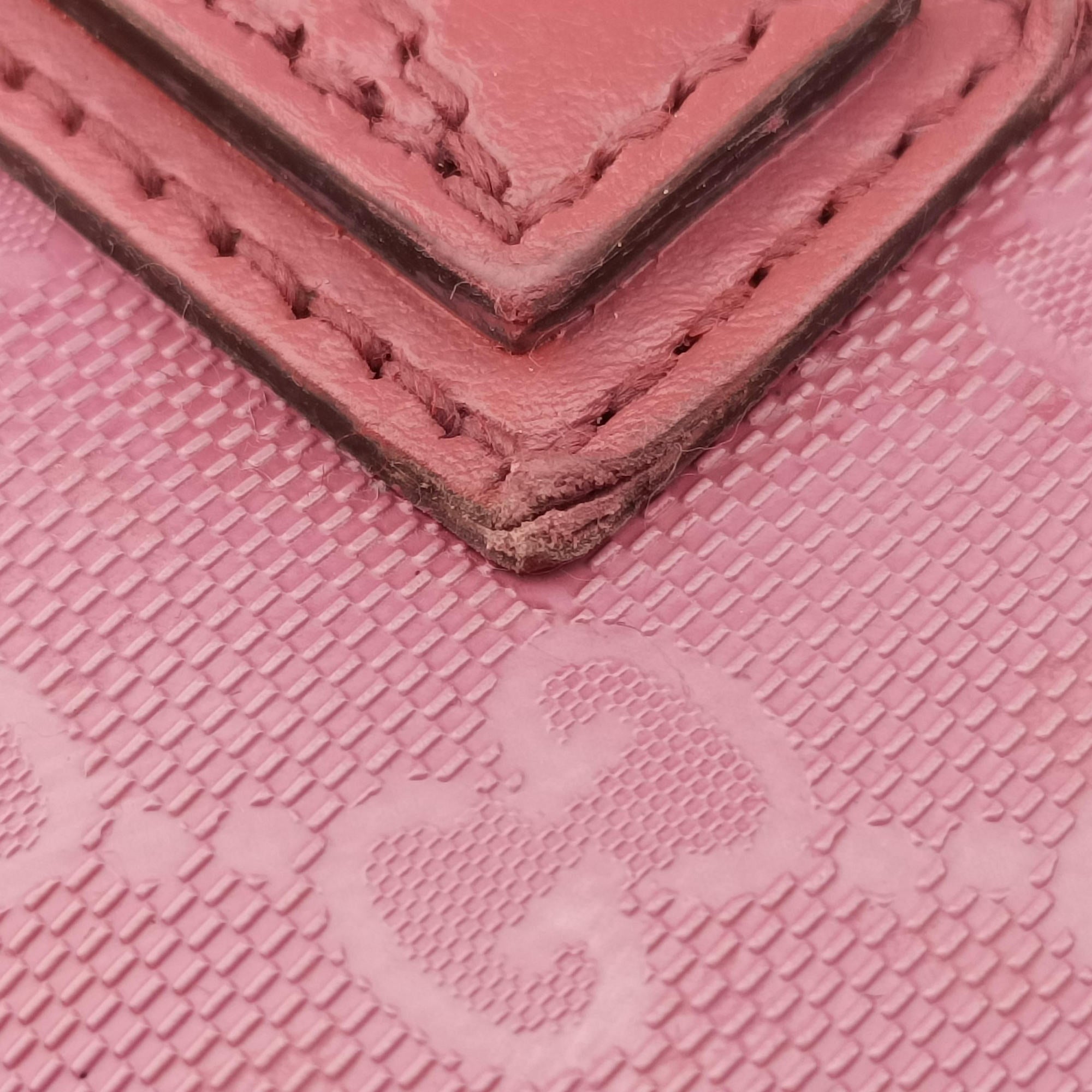 Pre-owned Gucci Guccissima Imprime Pink PVC coated canvas×Leather 211137 handbag | stylenewstar