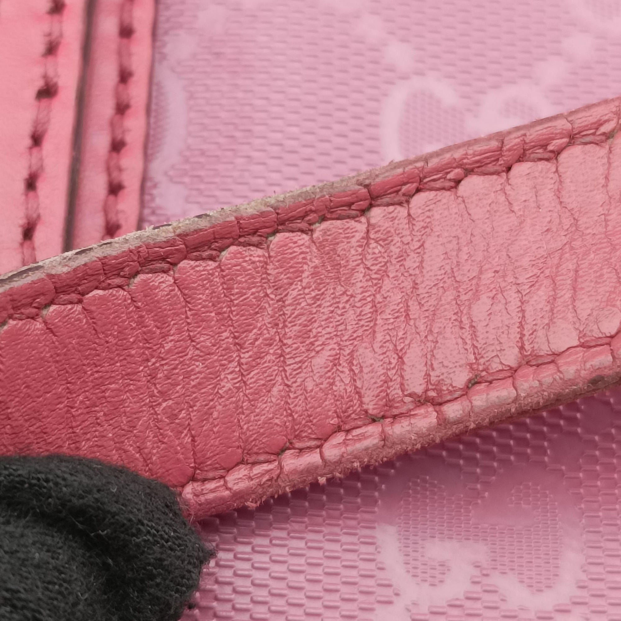 Pre-owned Gucci Guccissima Imprime Pink PVC coated canvas×Leather 211137 handbag | stylenewstar