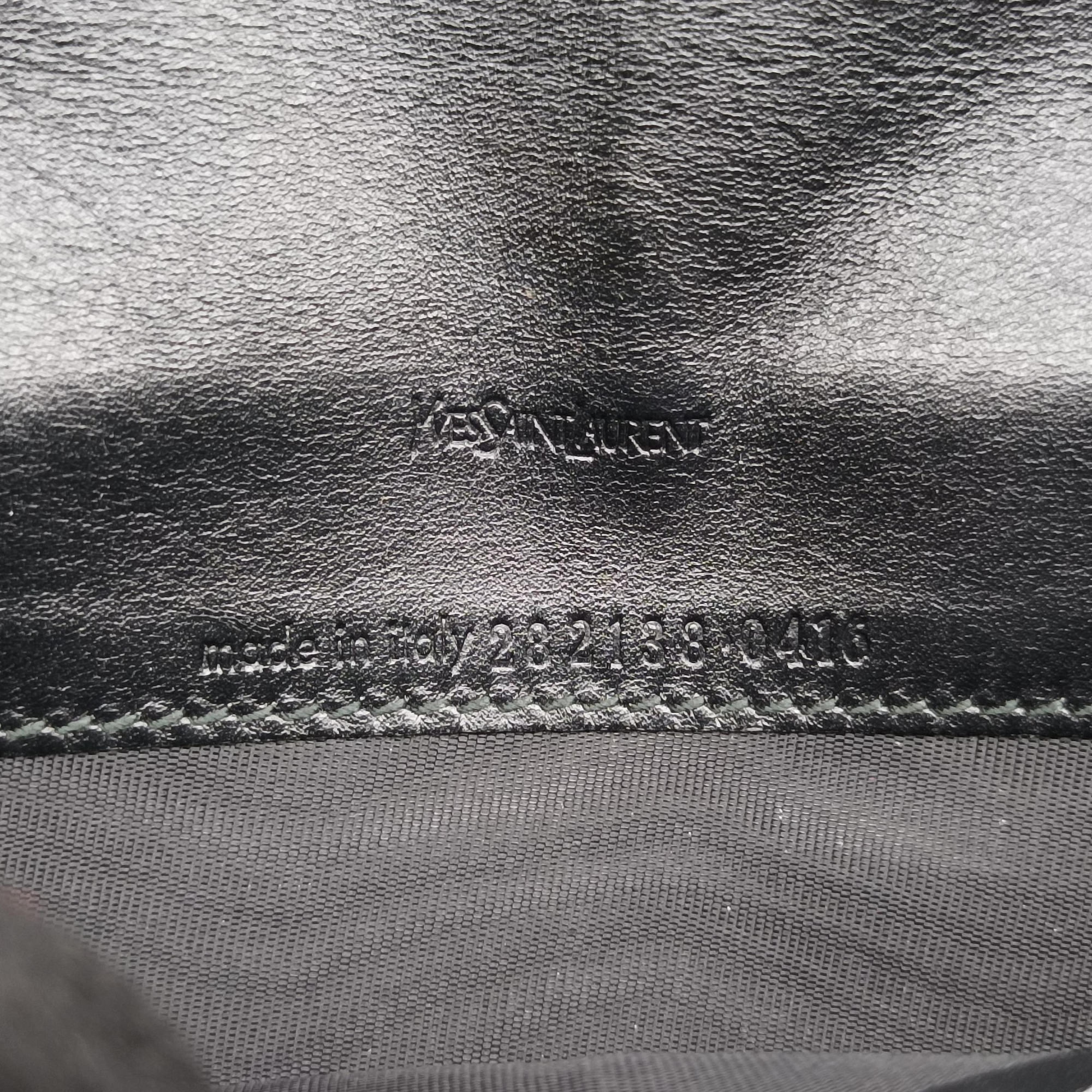 Secondhand Yves Saint Laurent Belle de Jour Black Patent 282138 shoulderbag | stylenewstar