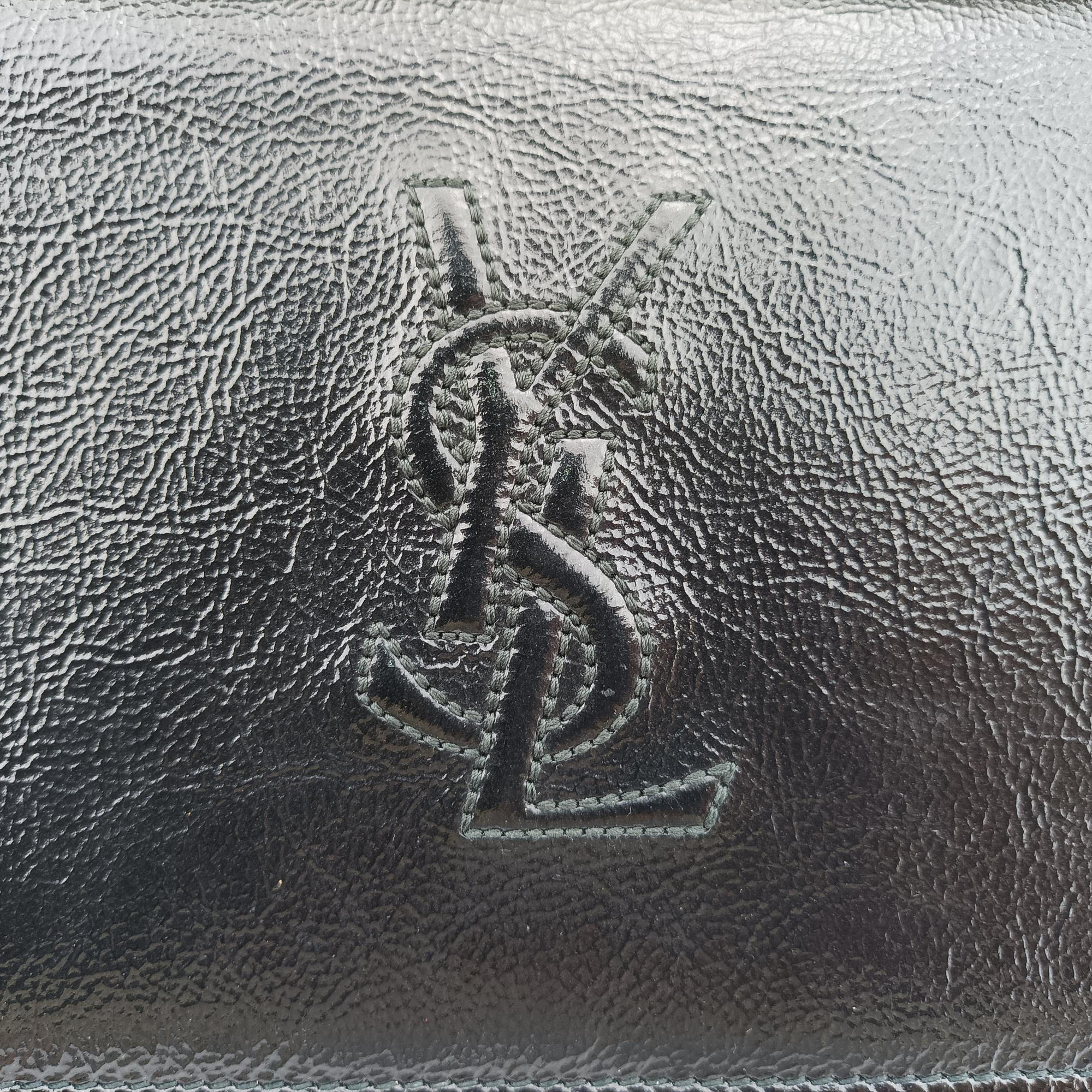 Secondhand Yves Saint Laurent Belle de Jour Black Patent 282138 shoulderbag | stylenewstar