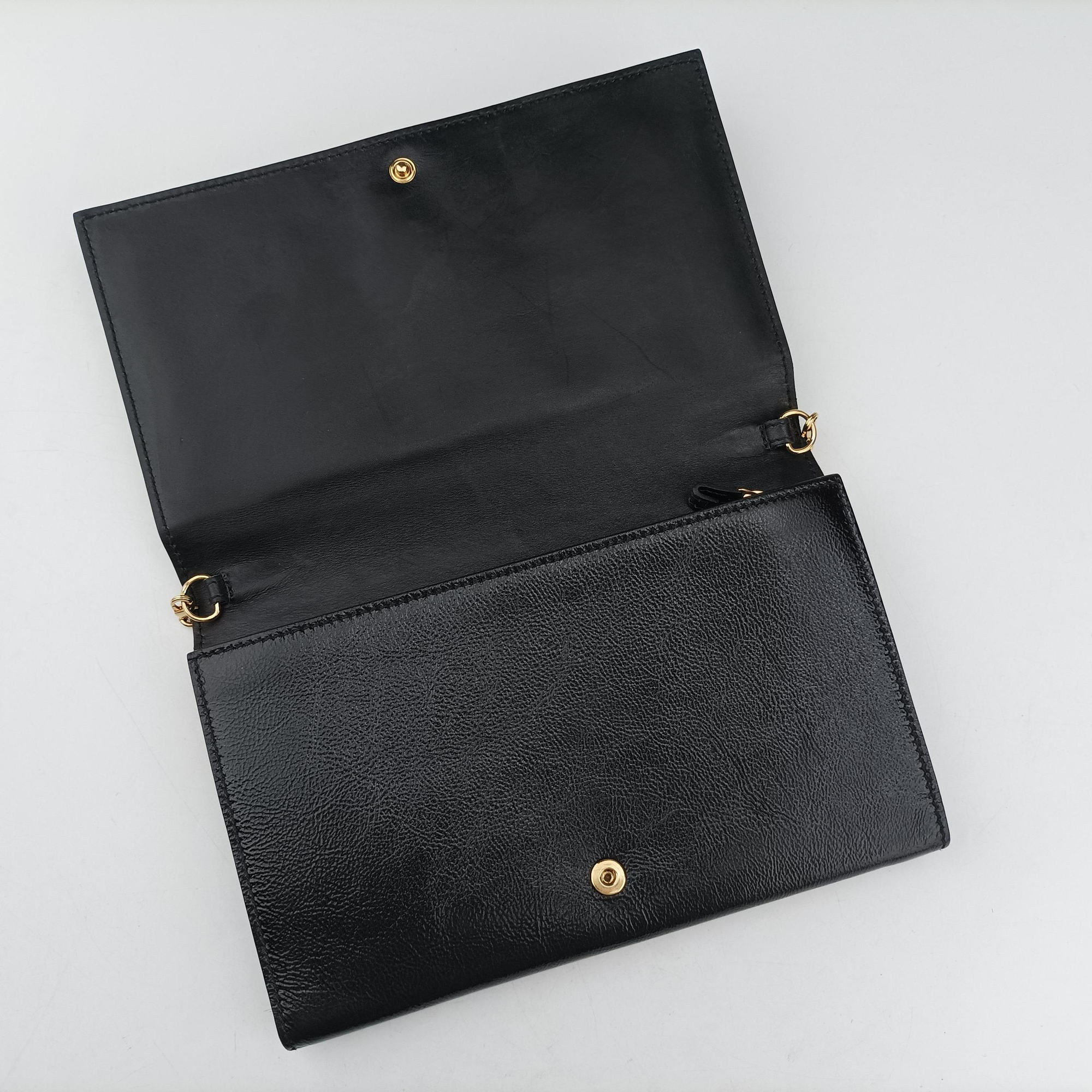 Secondhand Yves Saint Laurent Belle de Jour Black Patent 282138 shoulderbag | stylenewstar