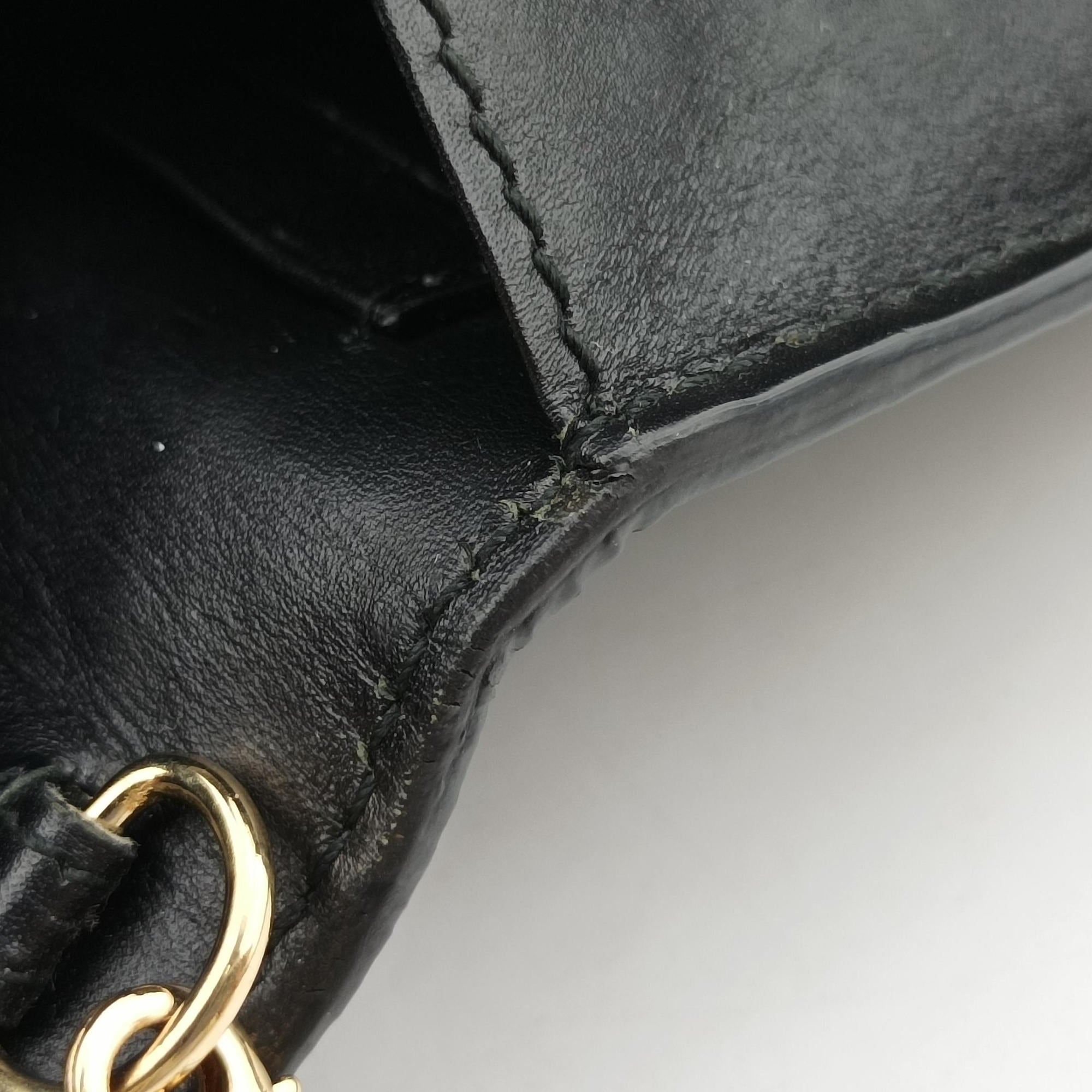 Secondhand Yves Saint Laurent Belle de Jour Black Patent 282138 shoulderbag | stylenewstar