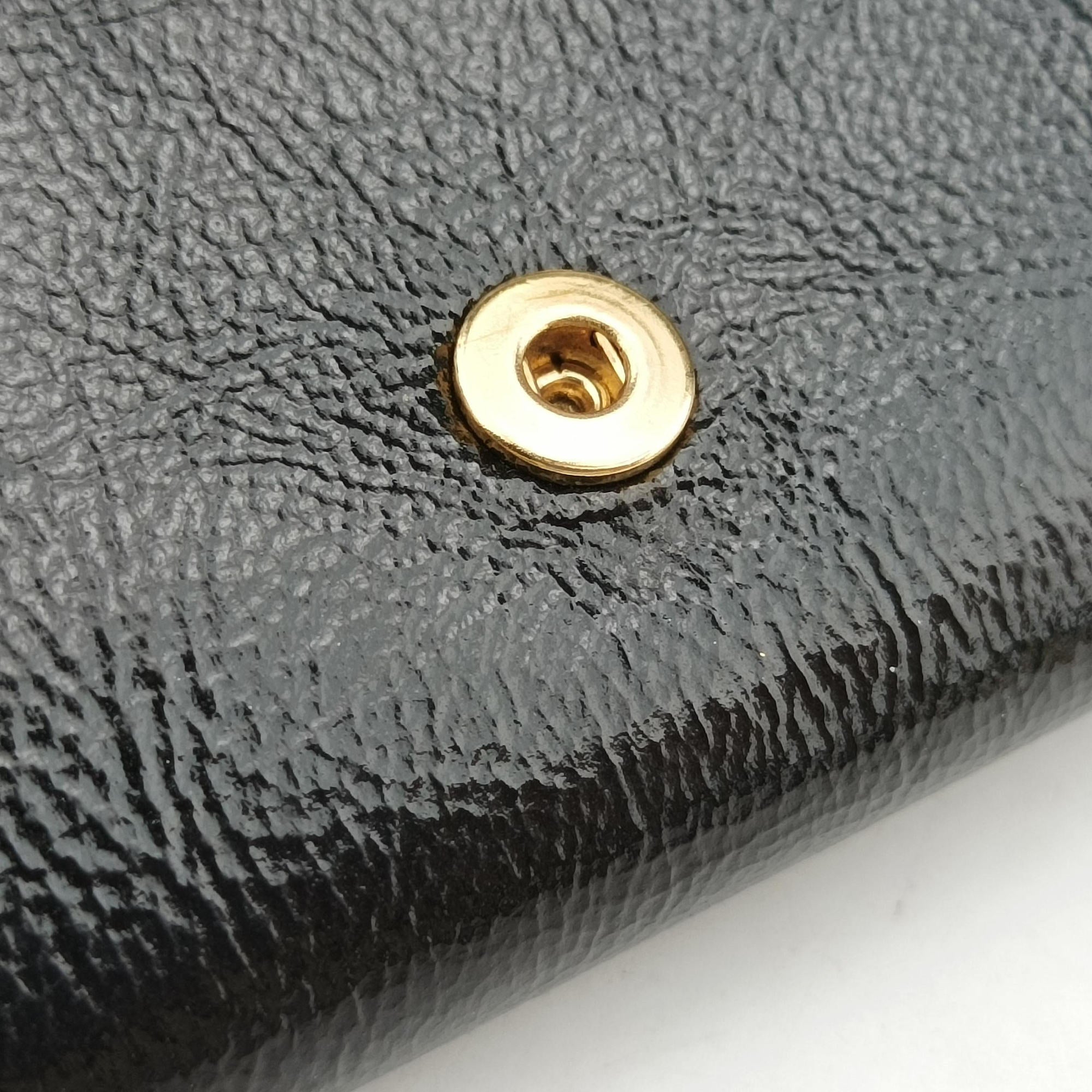 Secondhand Yves Saint Laurent Belle de Jour Black Patent 282138 shoulderbag | stylenewstar
