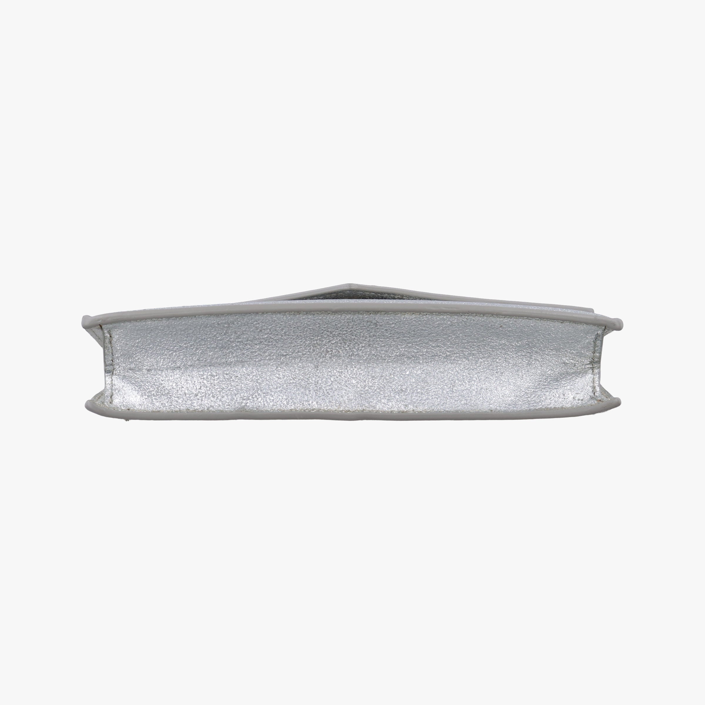 Pre-owned Yves Saint Laurent Cassandre Envelope Silver Leather 402031 shoulderbag | stylenewstar