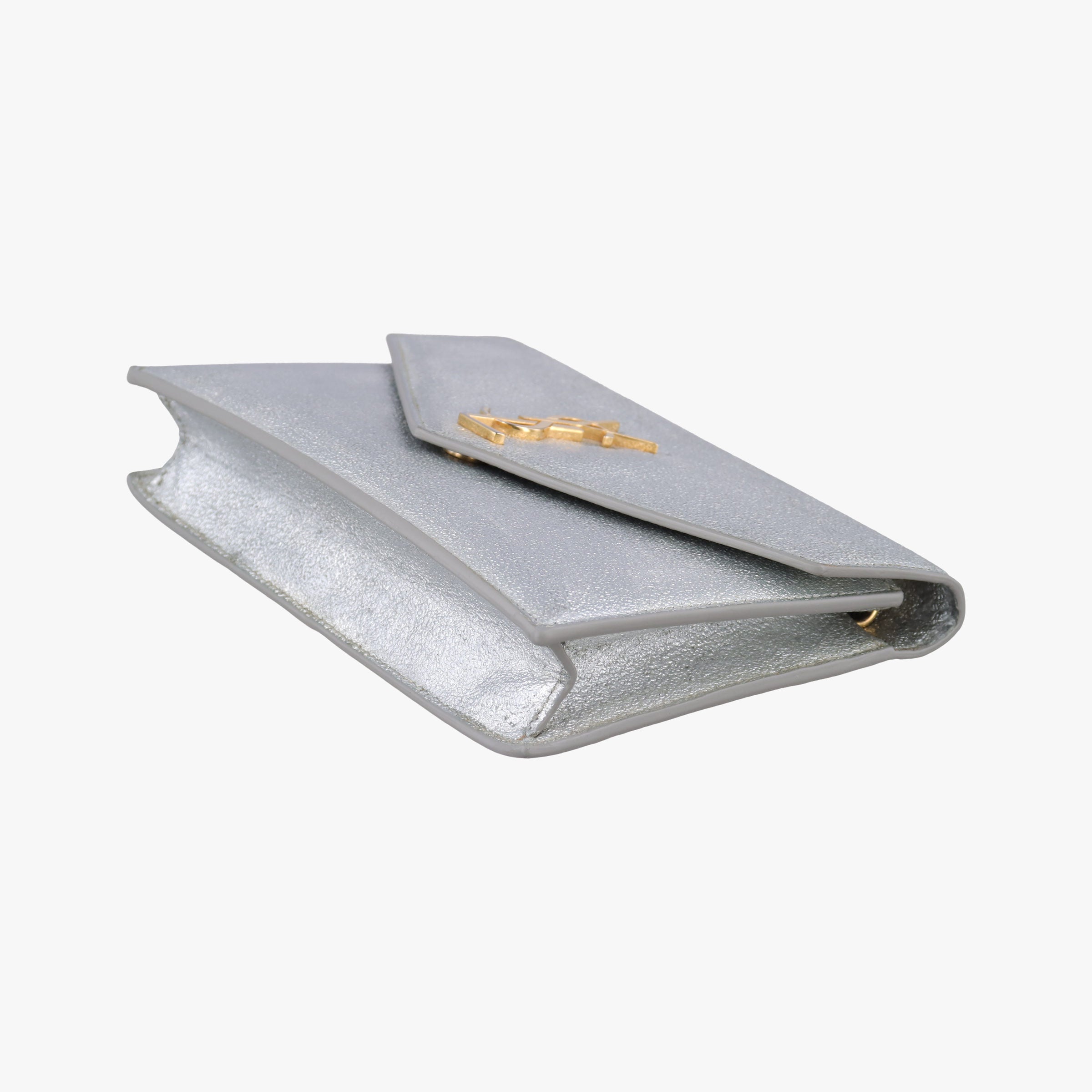 Pre-owned Yves Saint Laurent Cassandre Envelope Silver Leather 402031 shoulderbag | stylenewstar