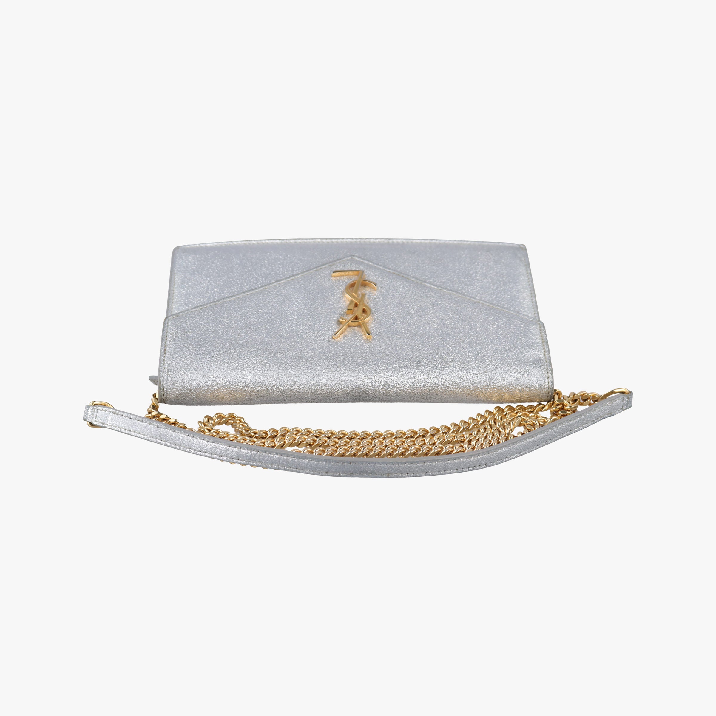 Pre-owned Yves Saint Laurent Cassandre Envelope Silver Leather 402031 shoulderbag | stylenewstar