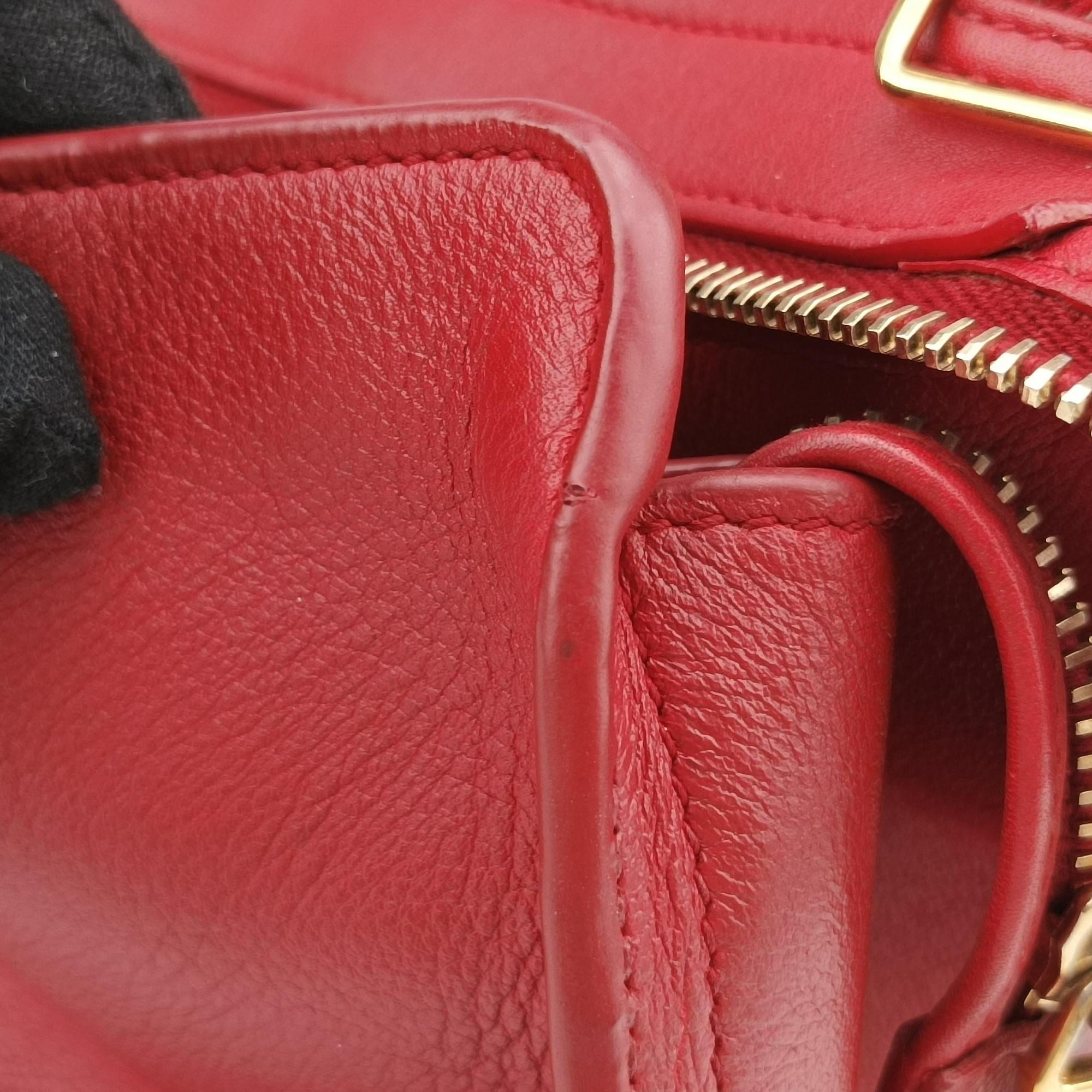 Pre-owned Yves Saint Laurent Y Ligne Petit Cabas Red Leather 311210 shoulderbag | stylenewstar