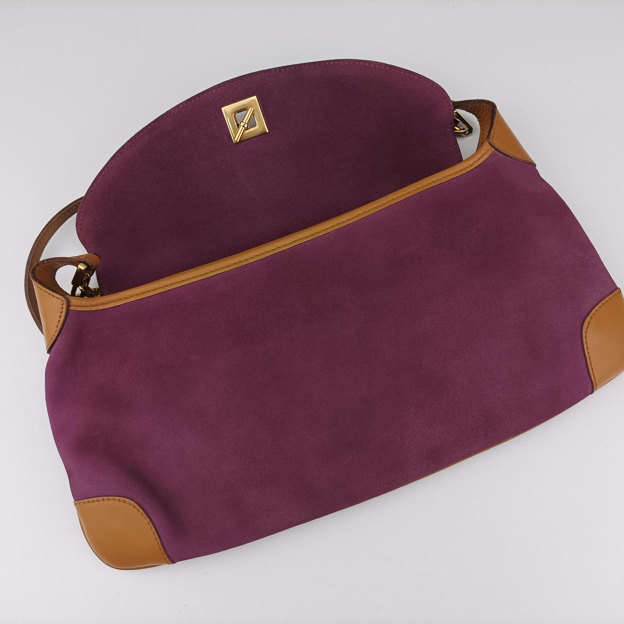 Pre-owned Gucci tiger head purplexbeige Suedexleather 001·41 handbag | stylenewstar