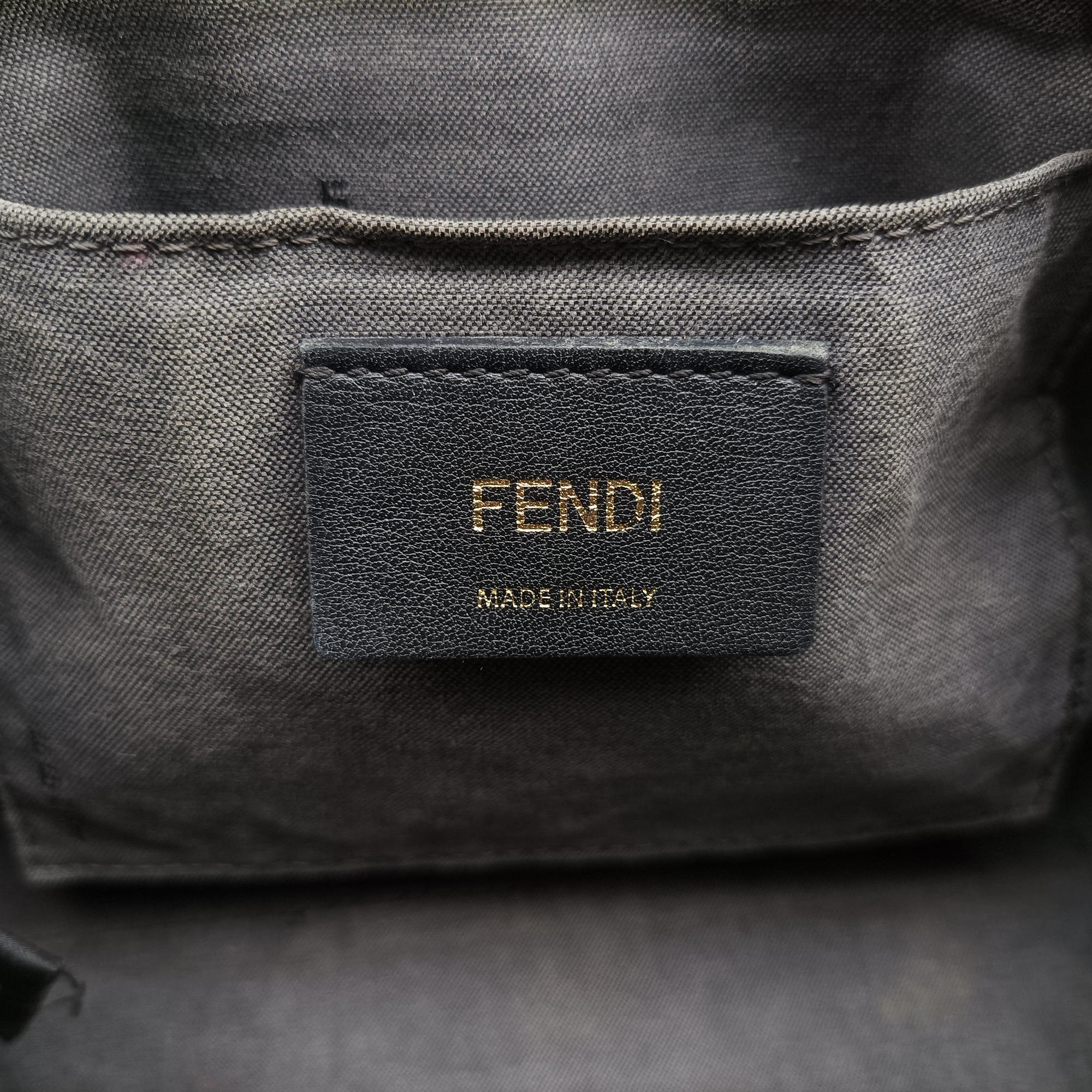 Pre-owned Fendi By the Way Red×pink Leather 8BL135 shoulderbag | stylenewstar