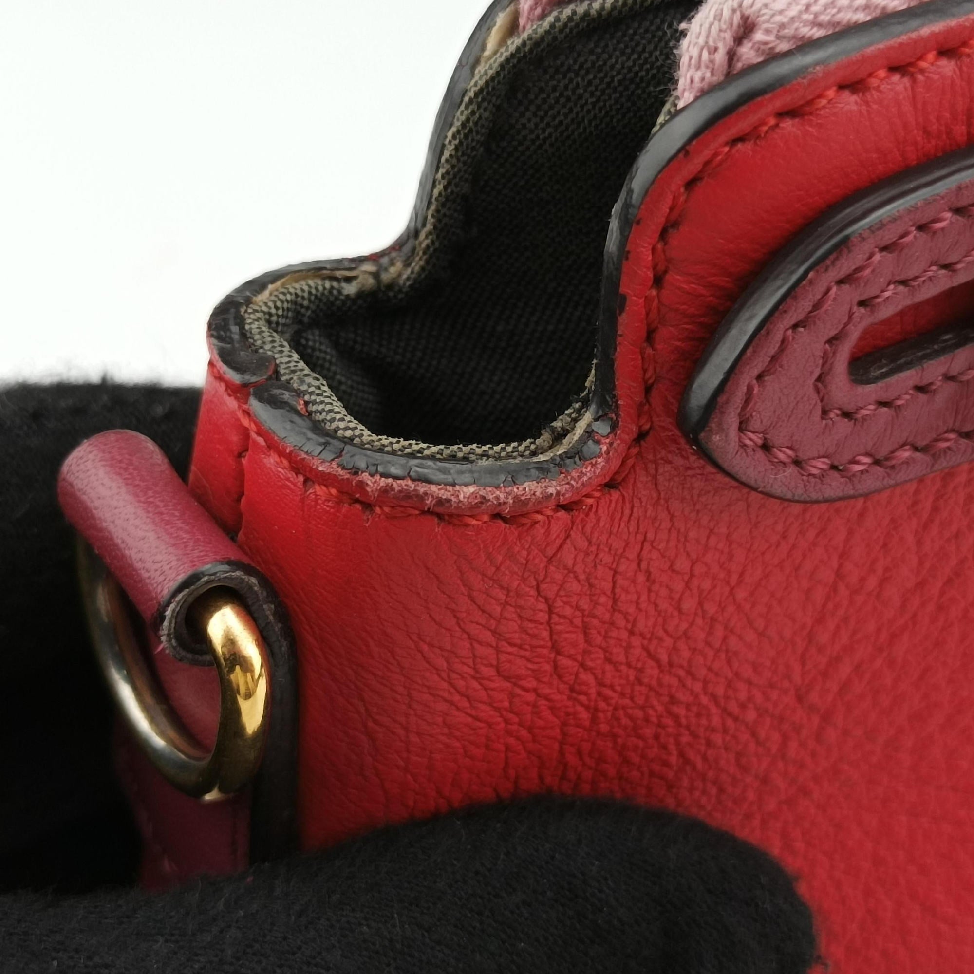 Pre-owned Fendi By the Way Red×pink Leather 8BL135 shoulderbag | stylenewstar