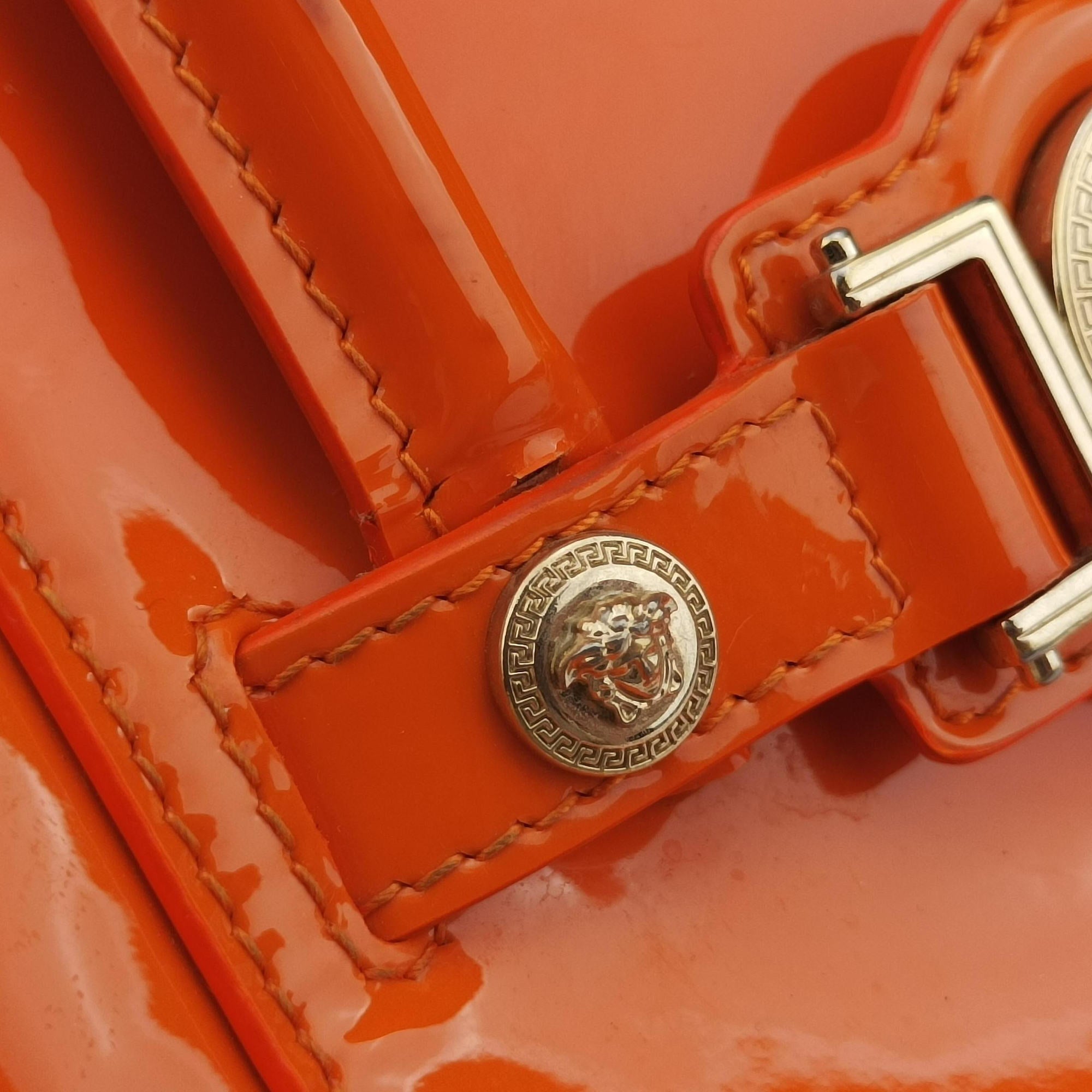 Pre-owned VERSACE La Medusa Orange patent  shoulderbag | stylenewstar