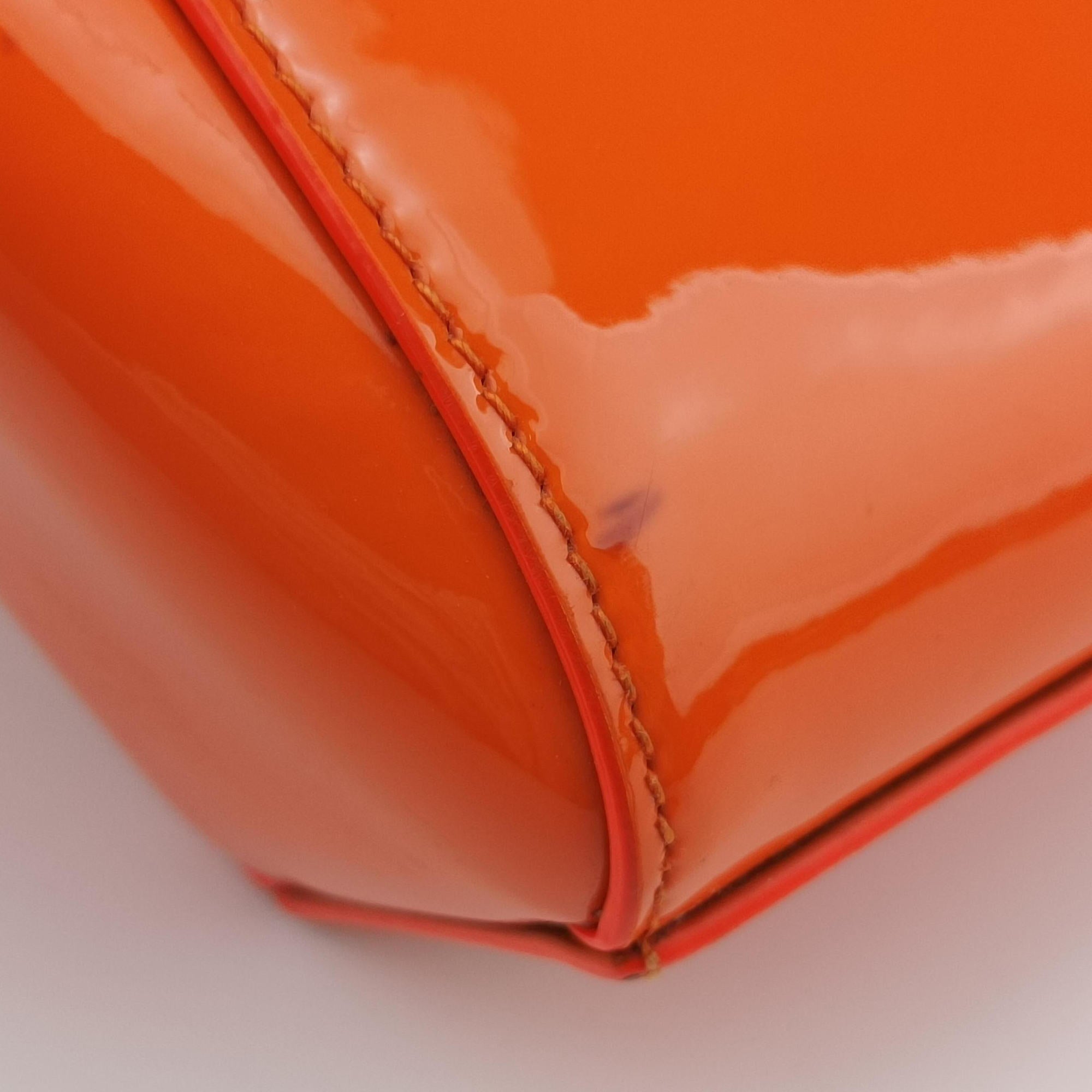 Pre-owned VERSACE La Medusa Orange patent  shoulderbag | stylenewstar