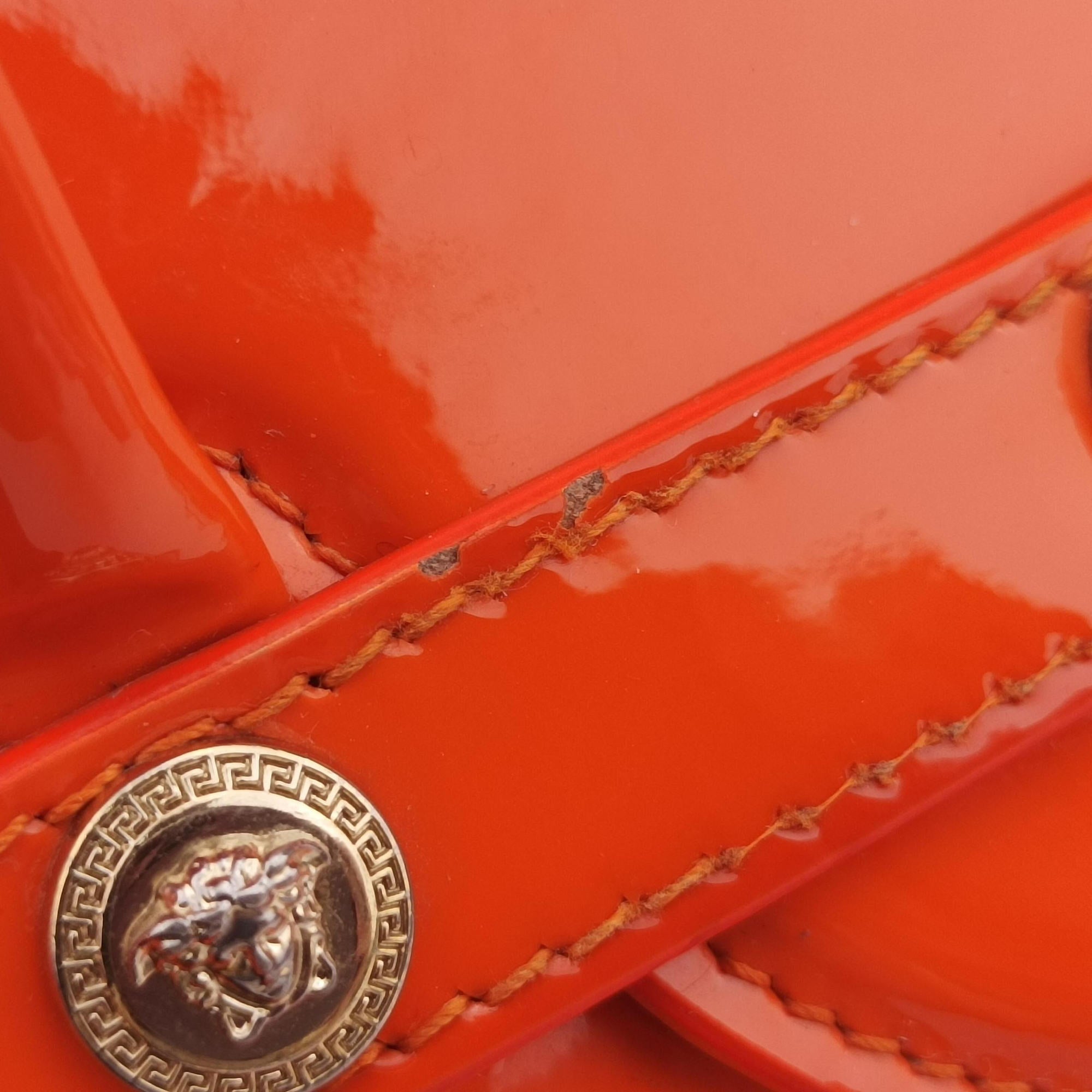 Pre-owned VERSACE La Medusa Orange patent  shoulderbag | stylenewstar