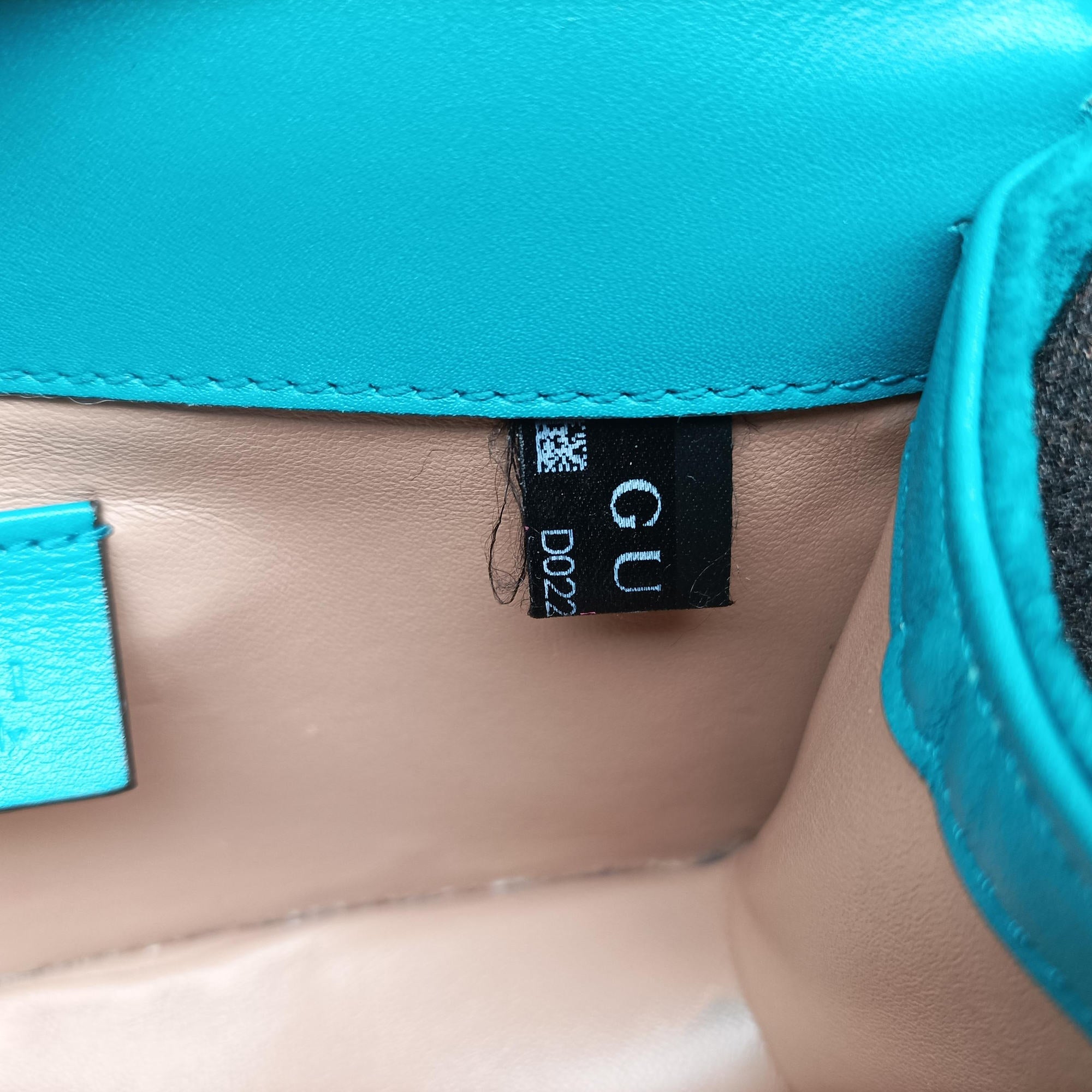 Pre-owned Gucci Broadway Blue velour 489218 shoulderbag | stylenewstar