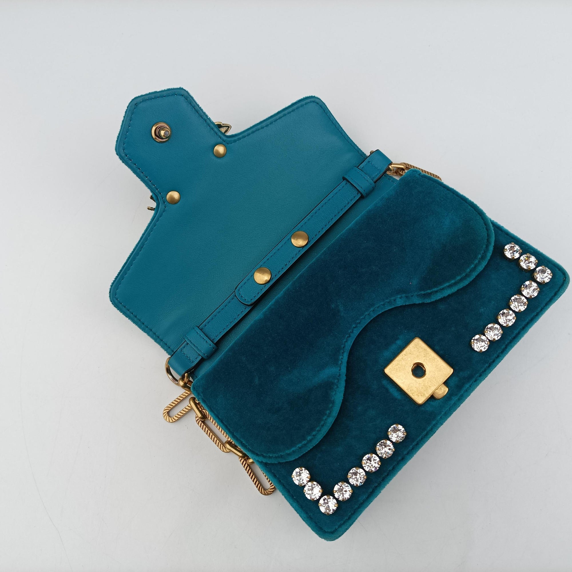 Pre-owned Gucci Broadway Blue velour 489218 shoulderbag | stylenewstar