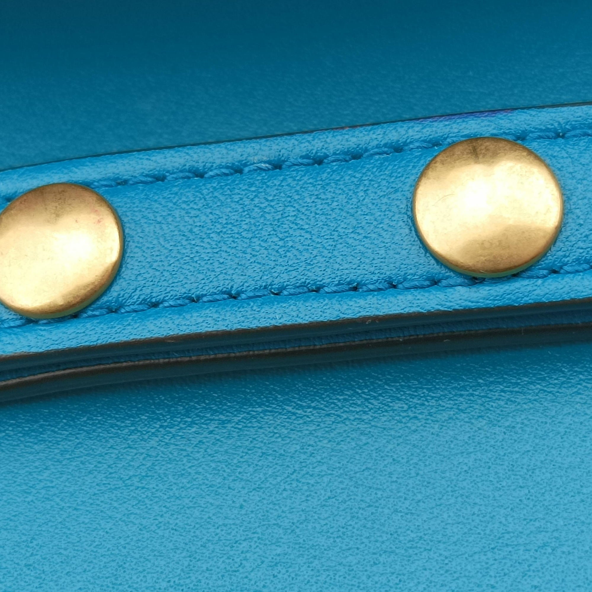 Pre-owned Gucci Broadway Blue velour 489218 shoulderbag | stylenewstar