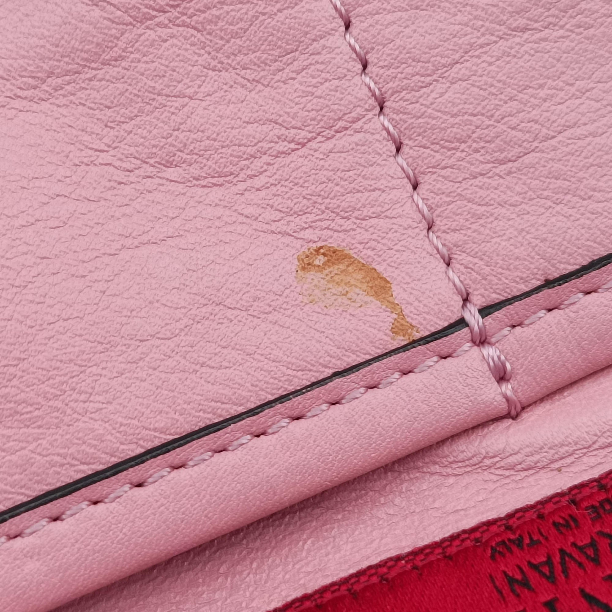 Pre-owned Valentino Rockstud Pink leather  shoulderbag | stylenewstar