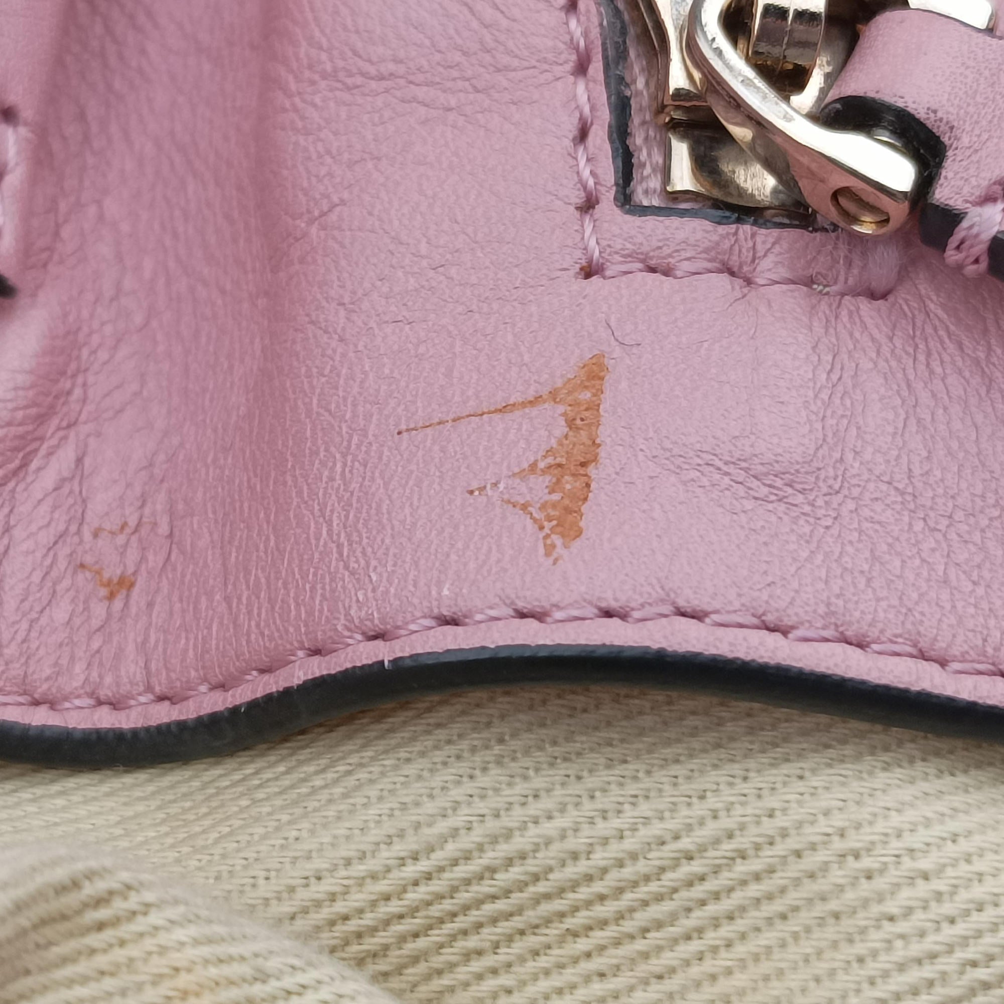 Pre-owned Valentino Rockstud Pink leather  shoulderbag | stylenewstar