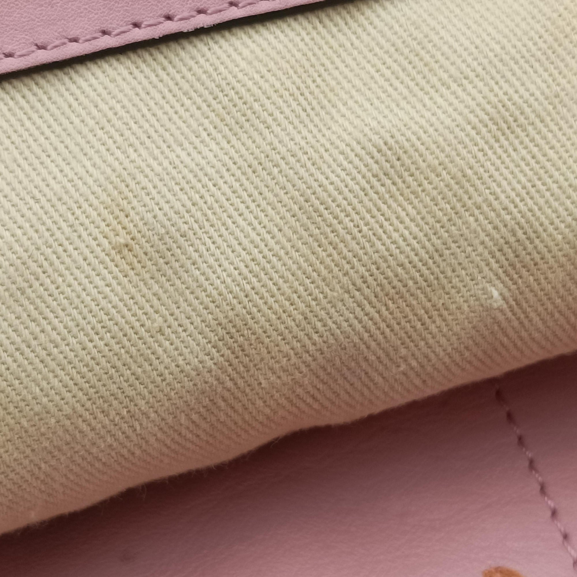 Pre-owned Valentino Rockstud Pink leather  shoulderbag | stylenewstar