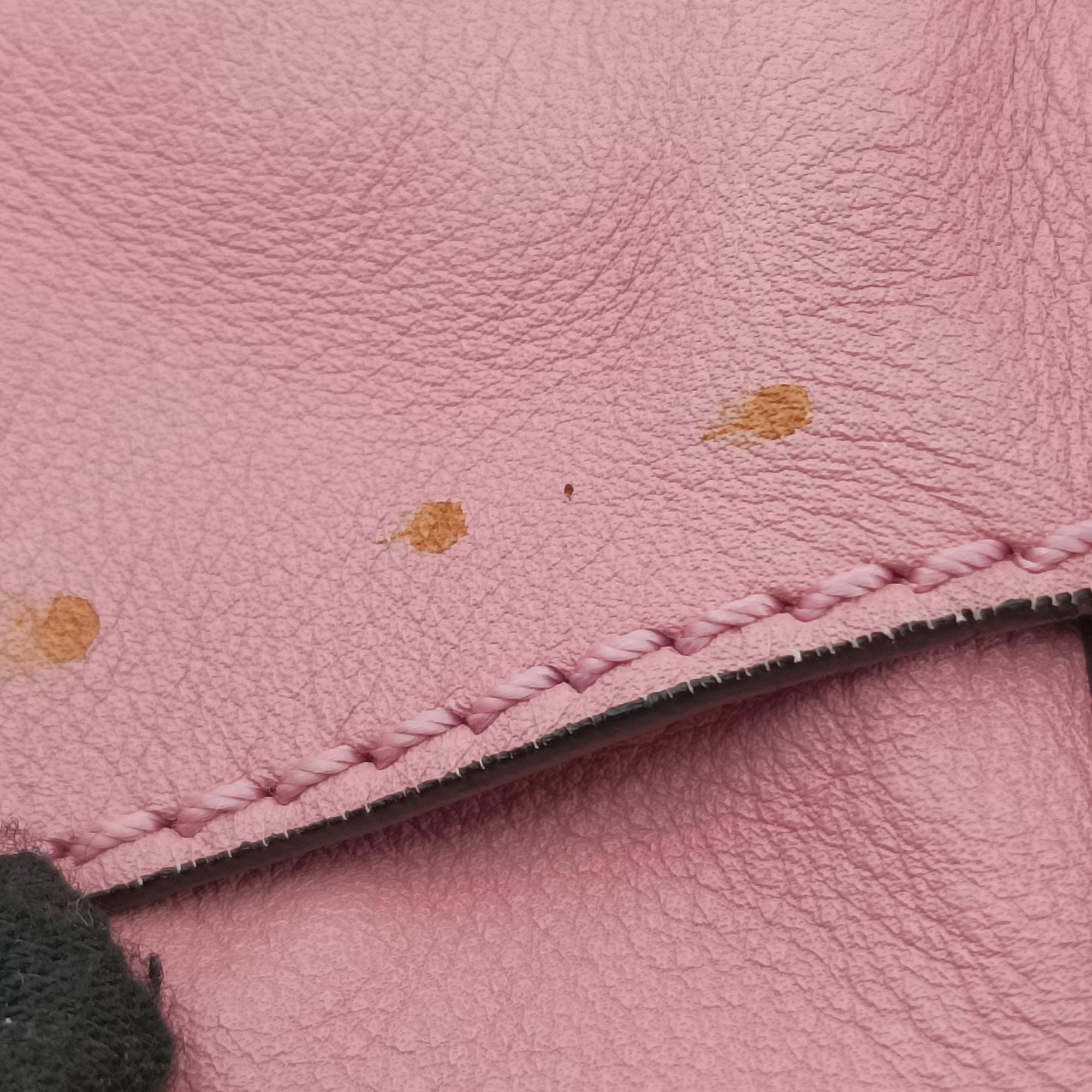 Pre-owned Valentino Rockstud Pink leather  shoulderbag | stylenewstar