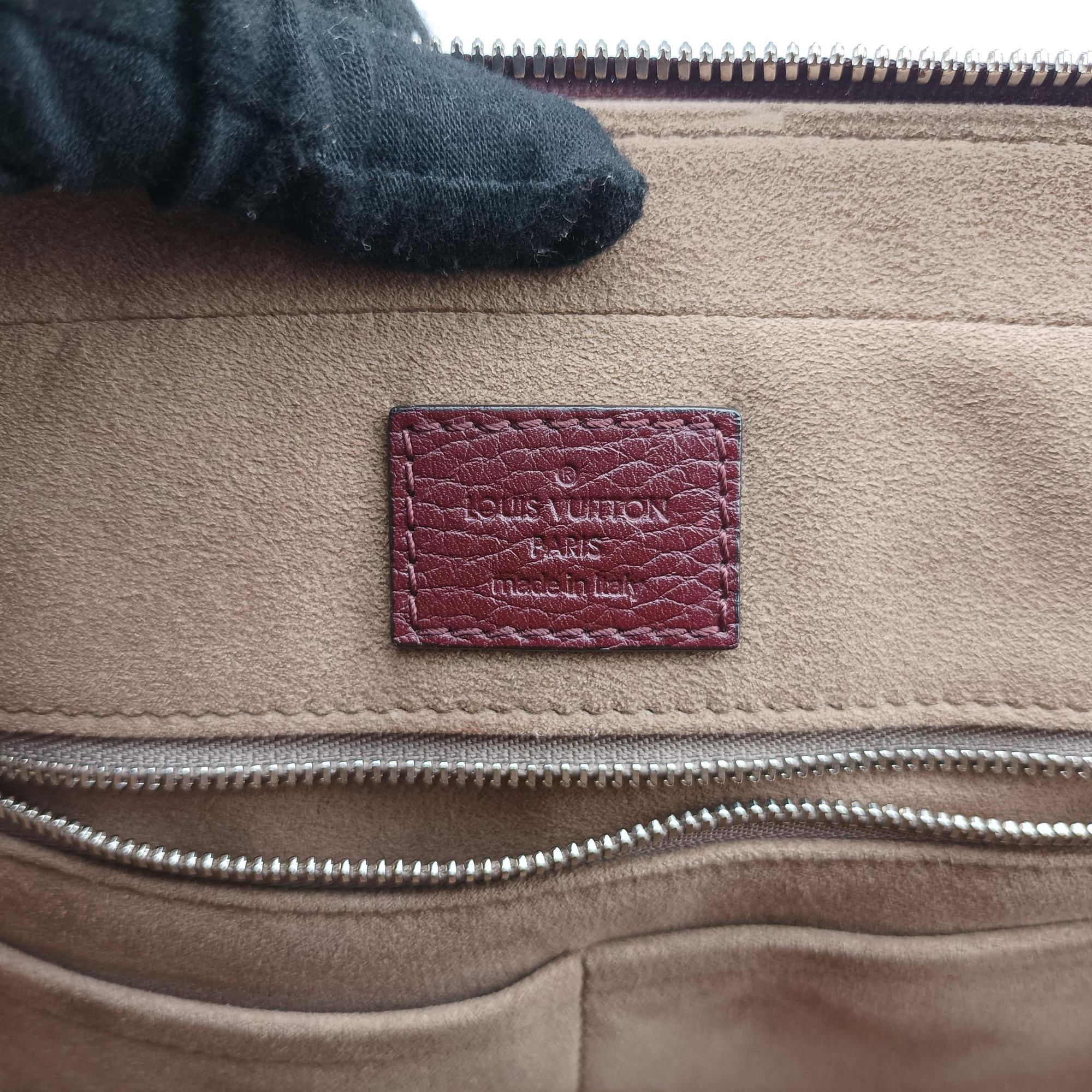Pre-owned Louis Vuitton PDV Port Document Voyage Bordeaux Taurillon leather M56001 handbag | stylenewstar