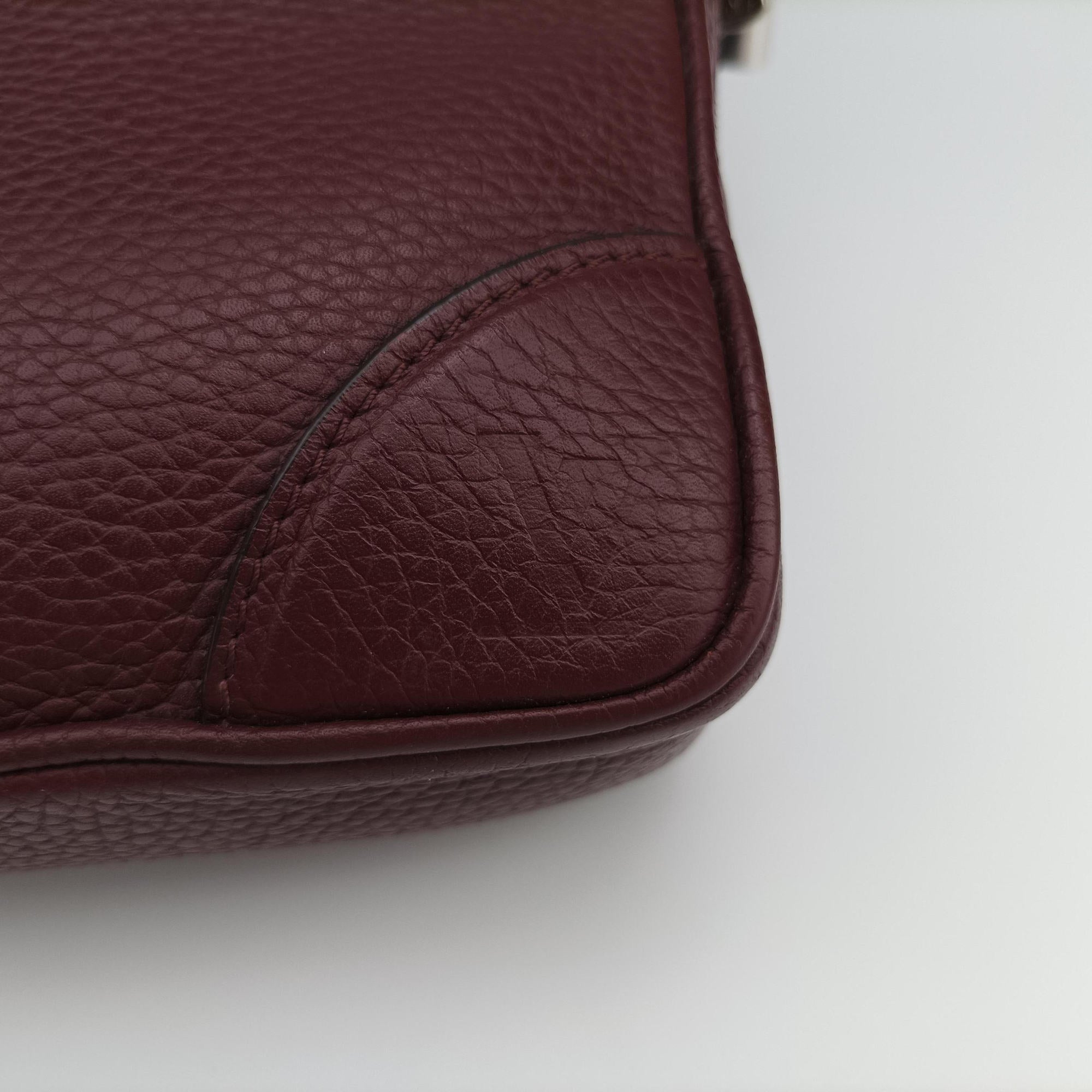 Pre-owned Louis Vuitton PDV Port Document Voyage Bordeaux Taurillon leather M56001 handbag | stylenewstar
