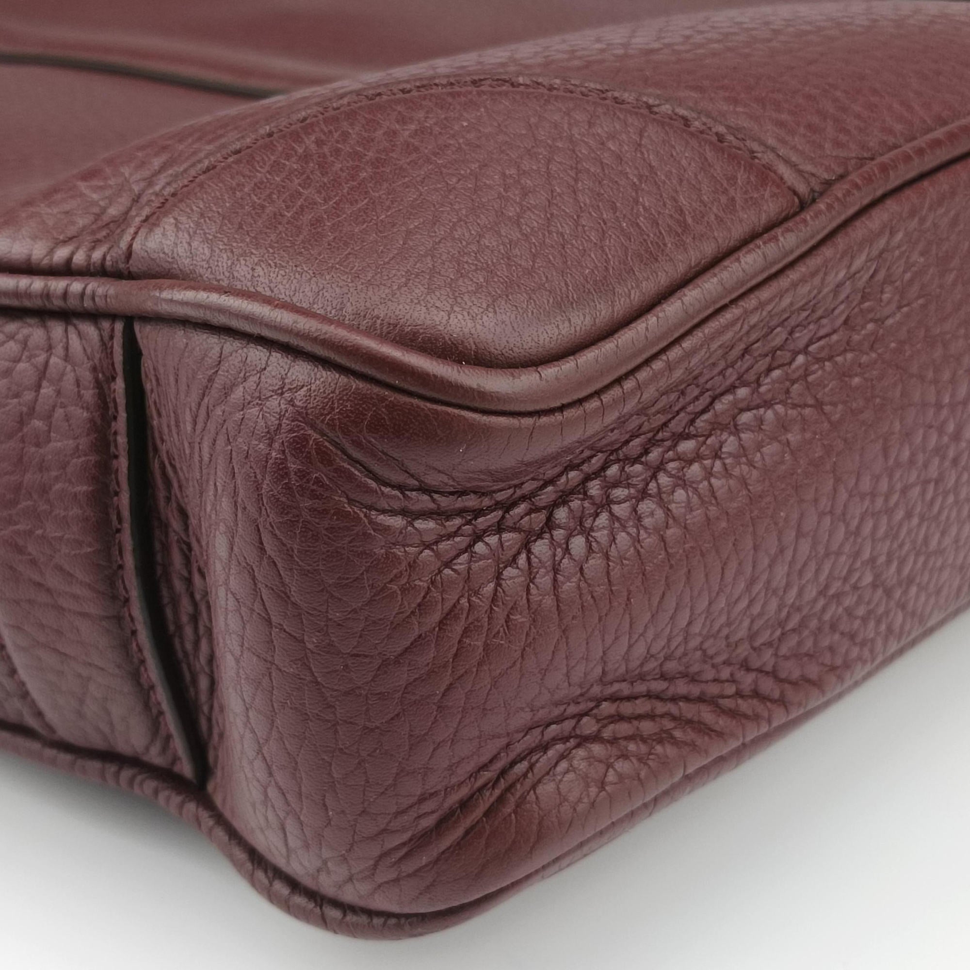 Pre-owned Louis Vuitton PDV Port Document Voyage Bordeaux Taurillon leather M56001 handbag | stylenewstar